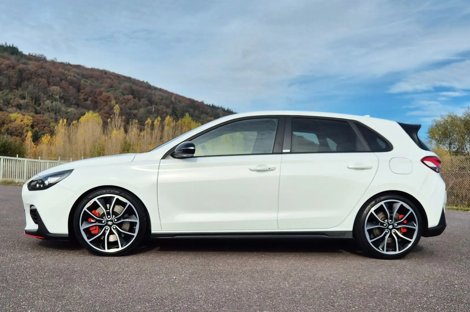 Hyundai i30 N Performance, Kamera, Navi, LED. Weiß - 2