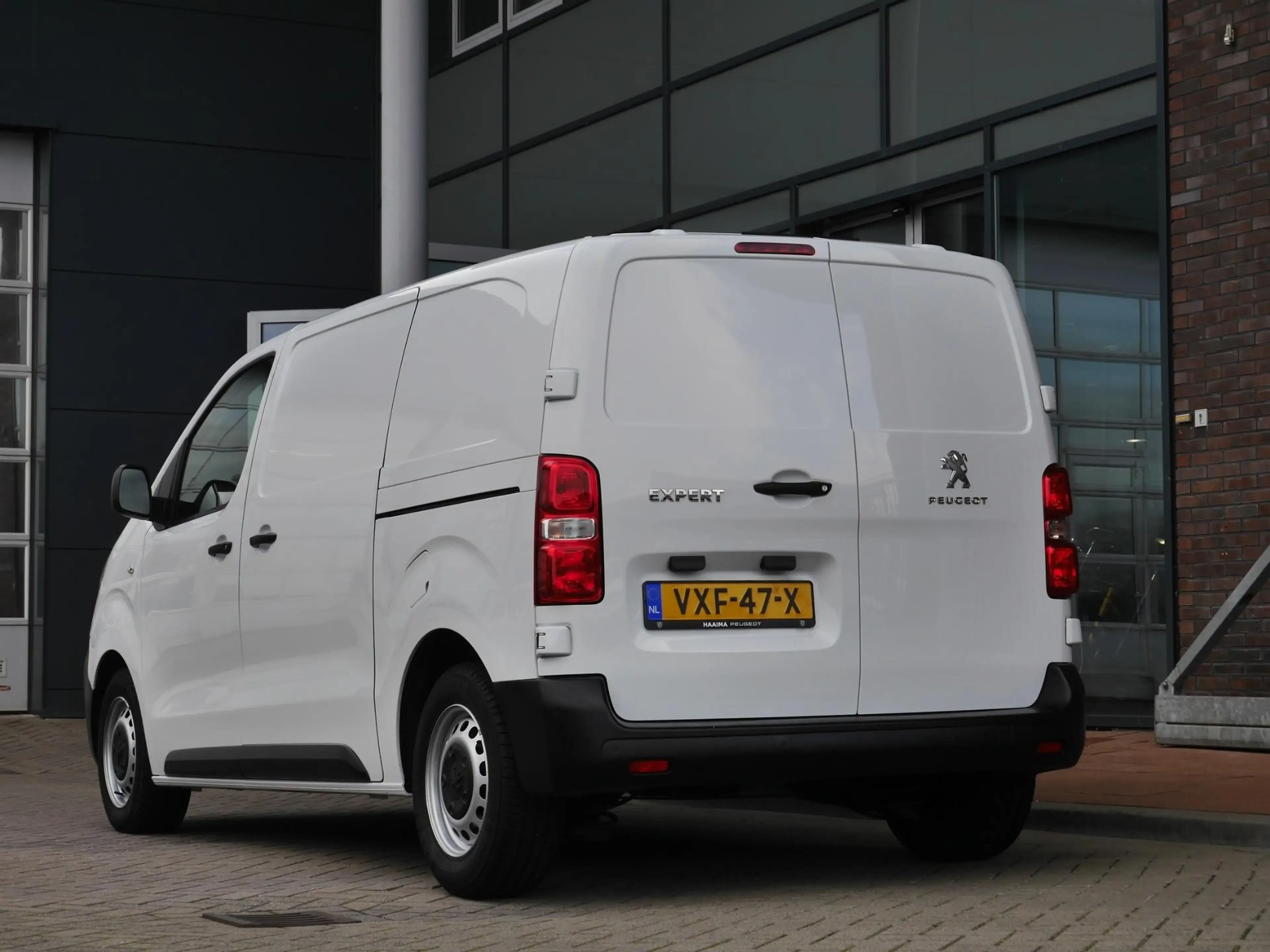 Peugeot Expert 2.0 BlueHDI 145 Standard Premium | 2x Schuifdeur | — photo 6