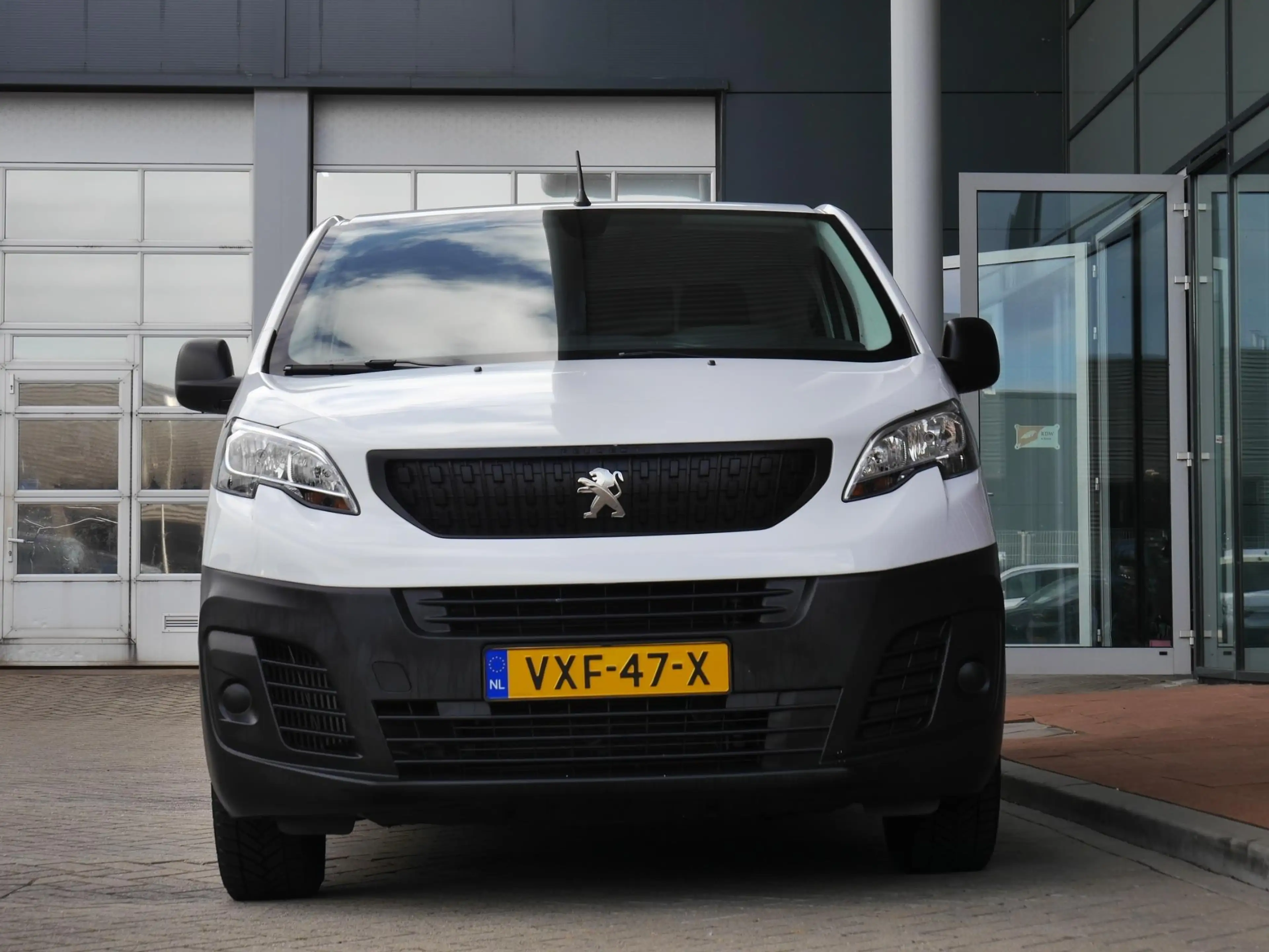 Peugeot Expert 2.0 BlueHDI 145 Standard Premium | 2x Schuifdeur | — photo 3