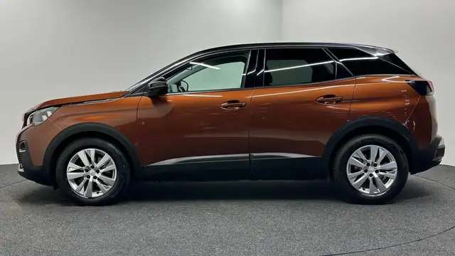 Peugeot 3008 view 7