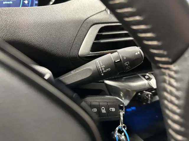 Peugeot 3008 view 19