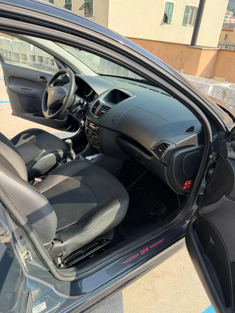 Peugeot 206 Plus 5p 1.1 Urban - 1