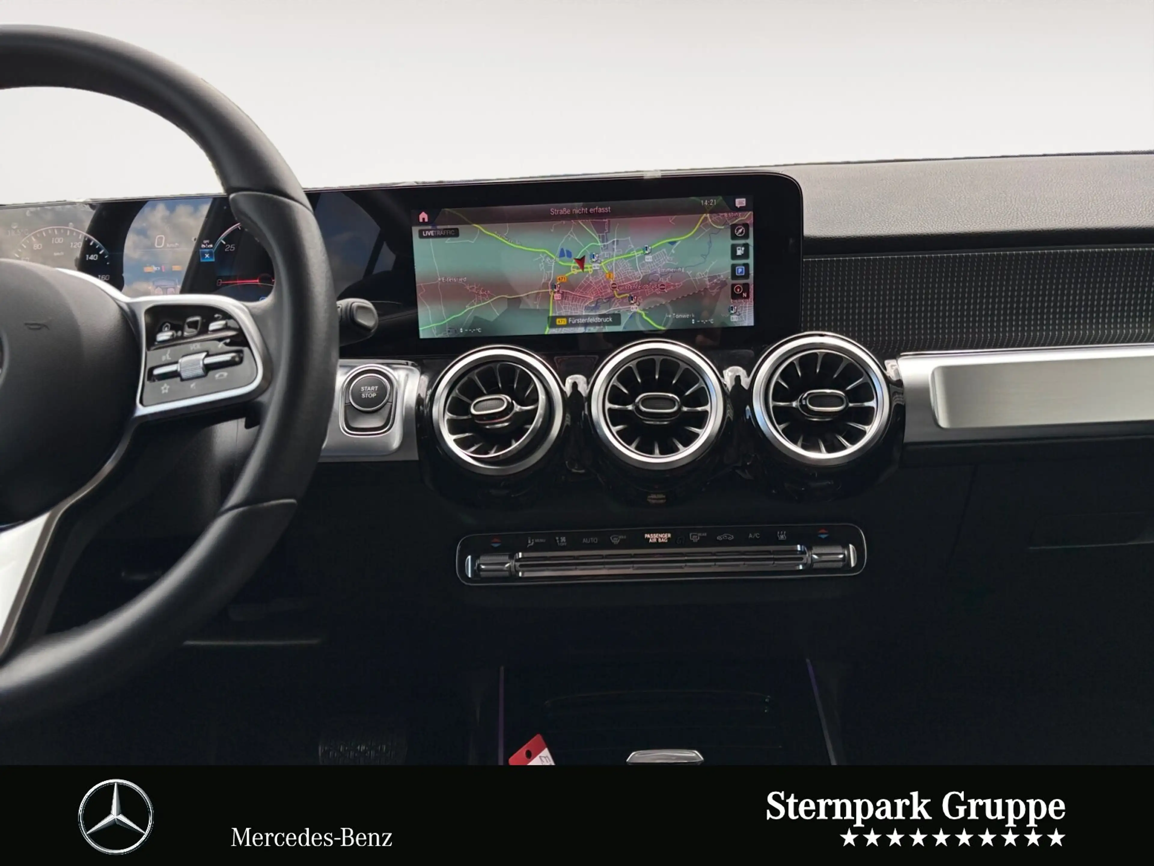 Mercedes-Benz EQB 300 EQB 300 4M +LED+Keyless+360°DC-Lader+Totwinkel+ — photo 11