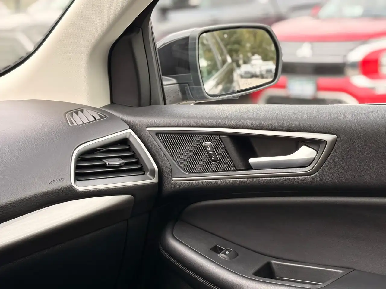 Ford Edge снимка Ford Edge