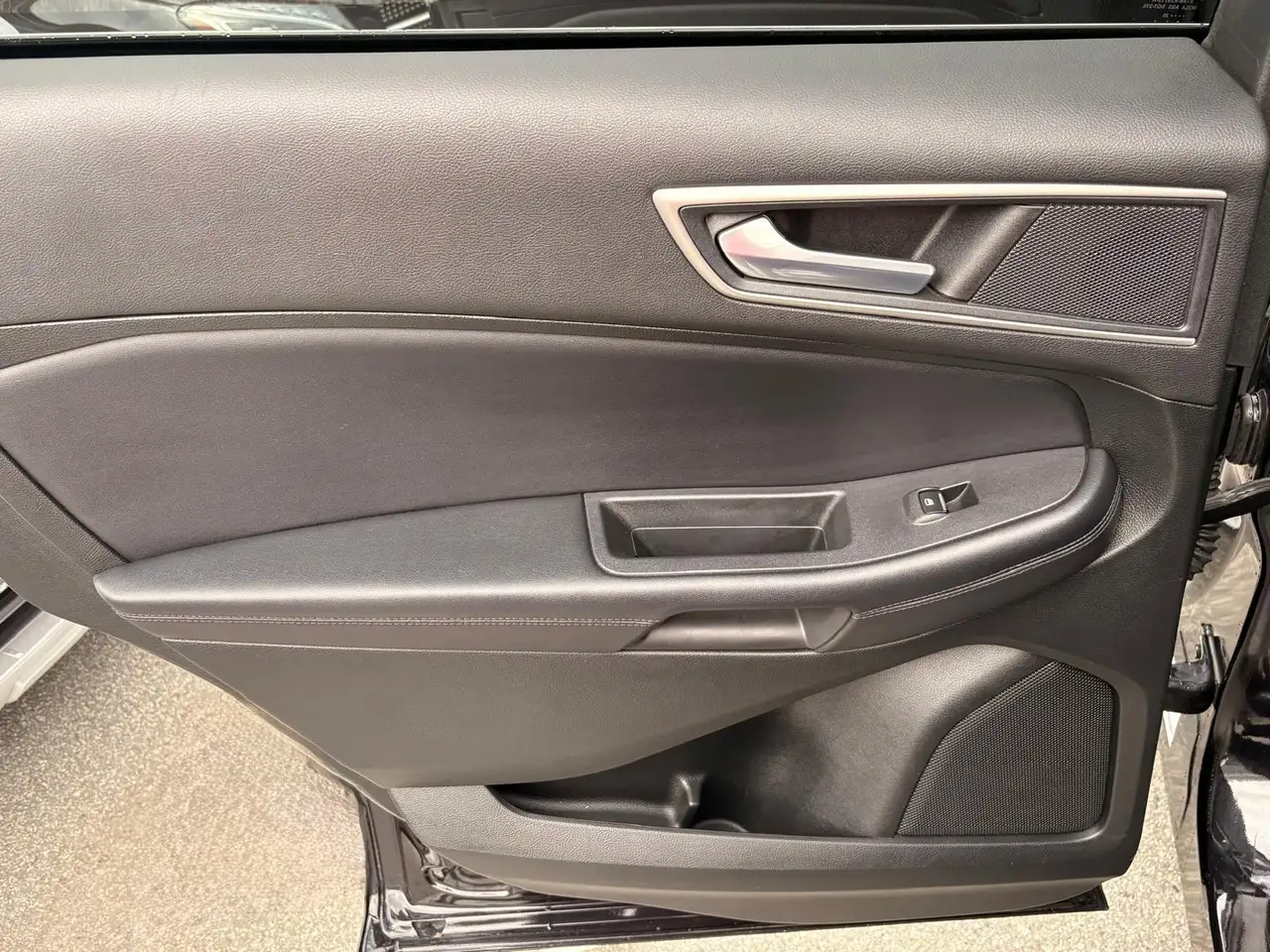 Ford Edge снимка Ford Edge