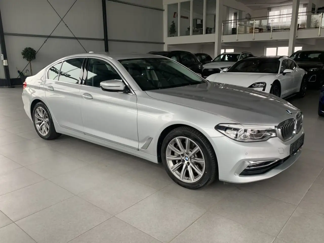 BMW 525