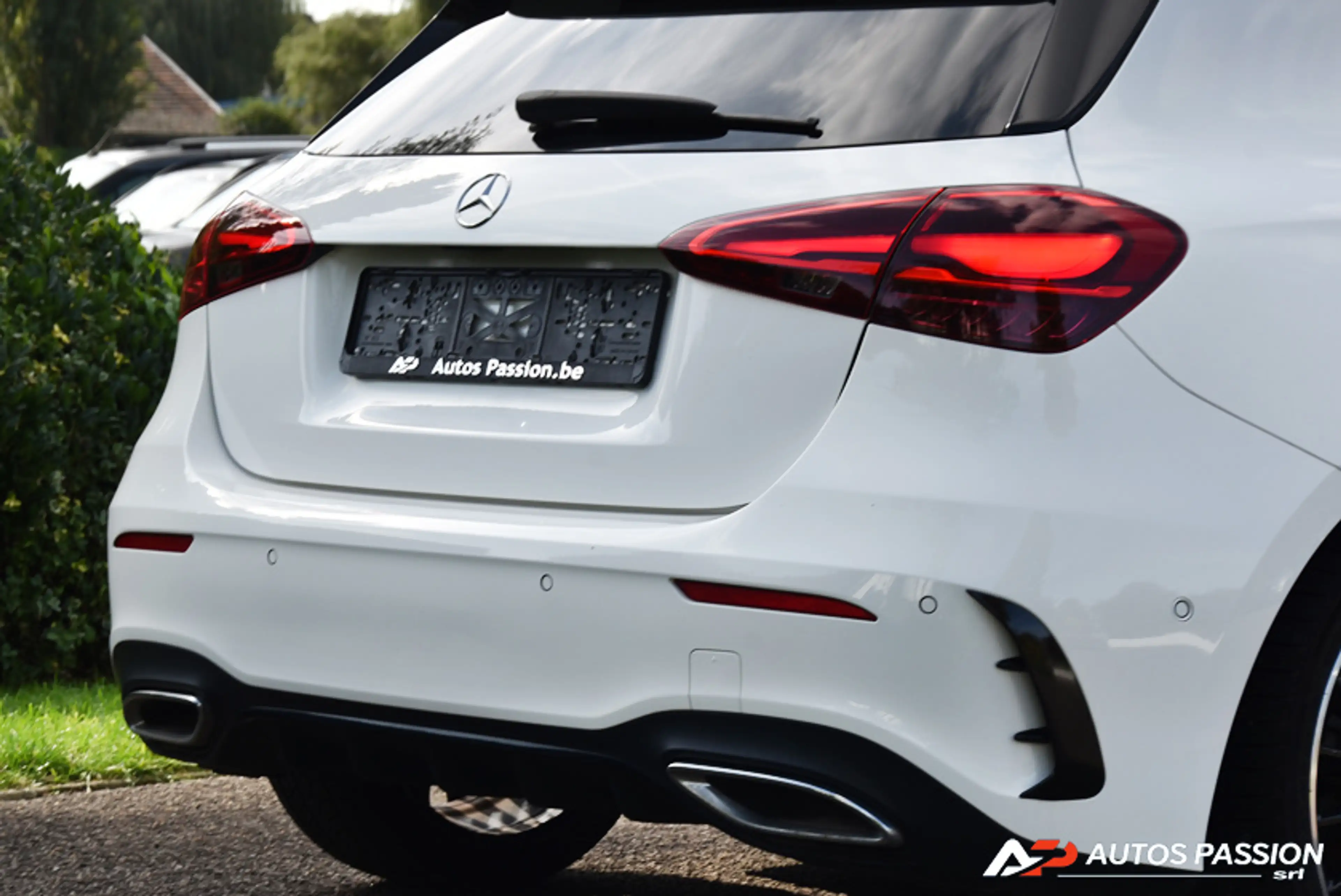 Mercedes-Benz A 180 AMG Facelift | Line Shadow Line & Light Pack | Jantes 19" — photo 9