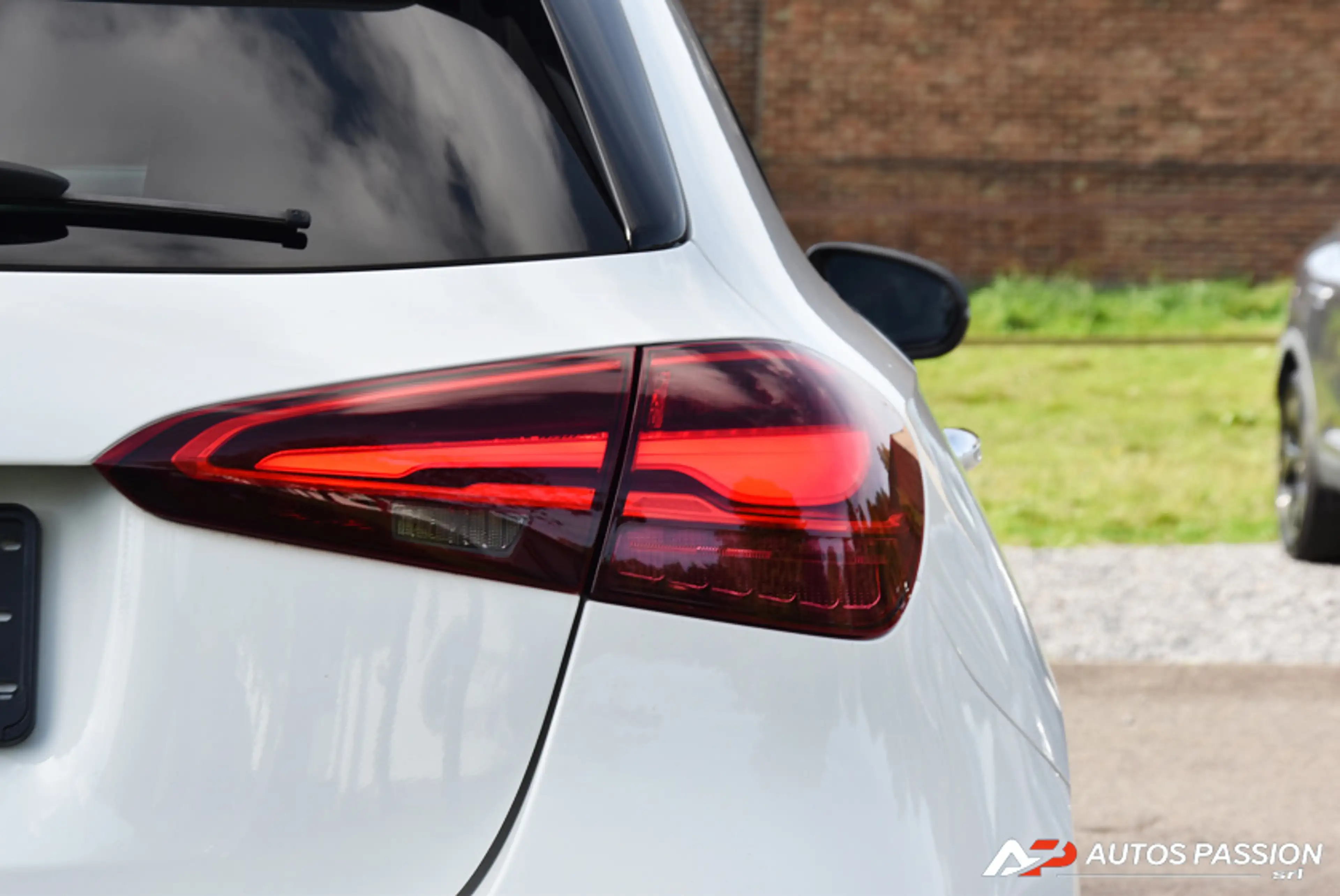 Mercedes-Benz A 180 AMG Facelift | Line Shadow Line & Light Pack | Jantes 19" — photo 13