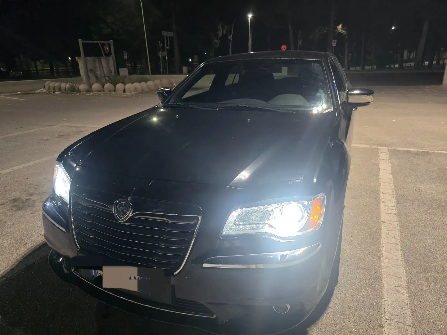 Lancia Thema 2011 140kw 190 cv Nero - 1