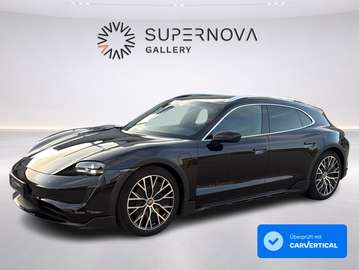 4 Cross Turismo