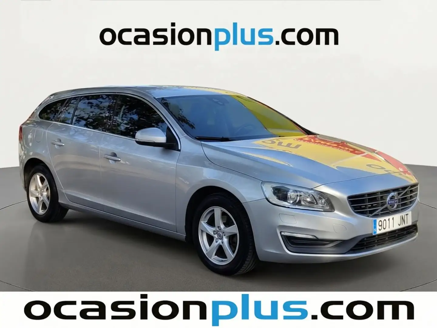 Volvo V60 D2 Momentum Aut. 120 Gris - 2