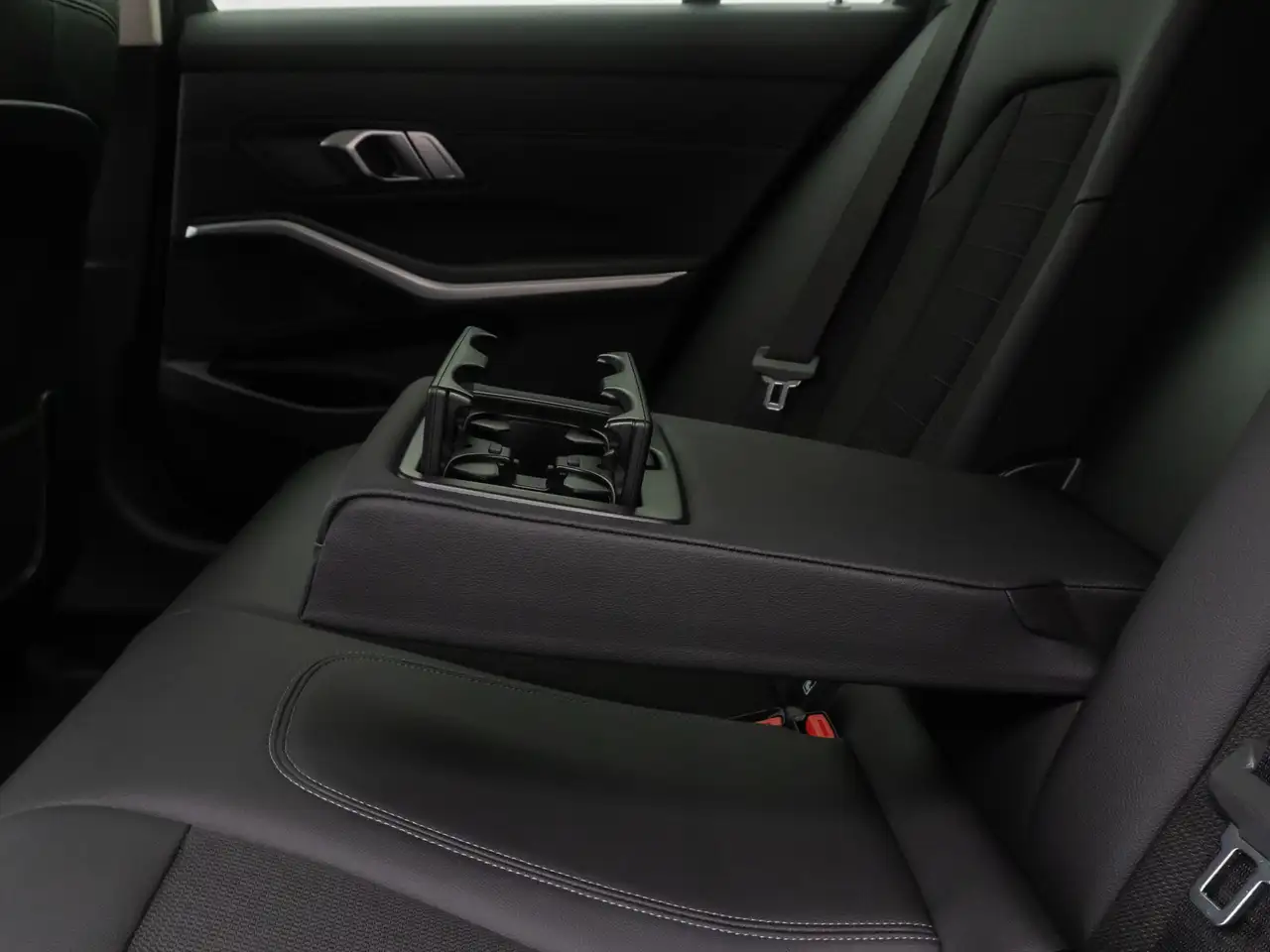 BMW 330 Kamera DAB Stop&Go AHK Sport Fernlichtassis, миниатюра 29