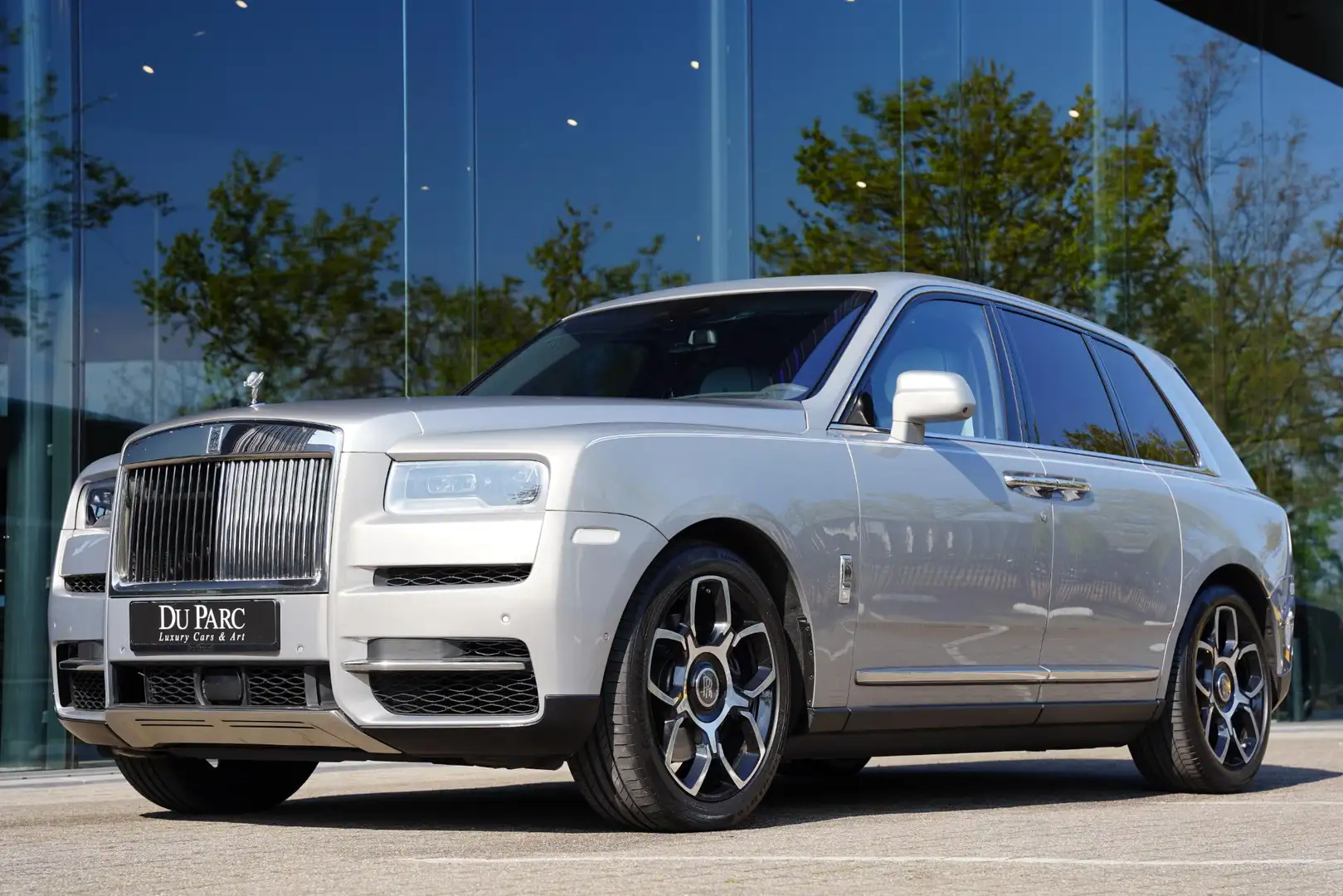 Rolls-Royce Cullinan 6.75 V12 / Bespoke Audio / Starlight / Twin-Coachl Silber - 1