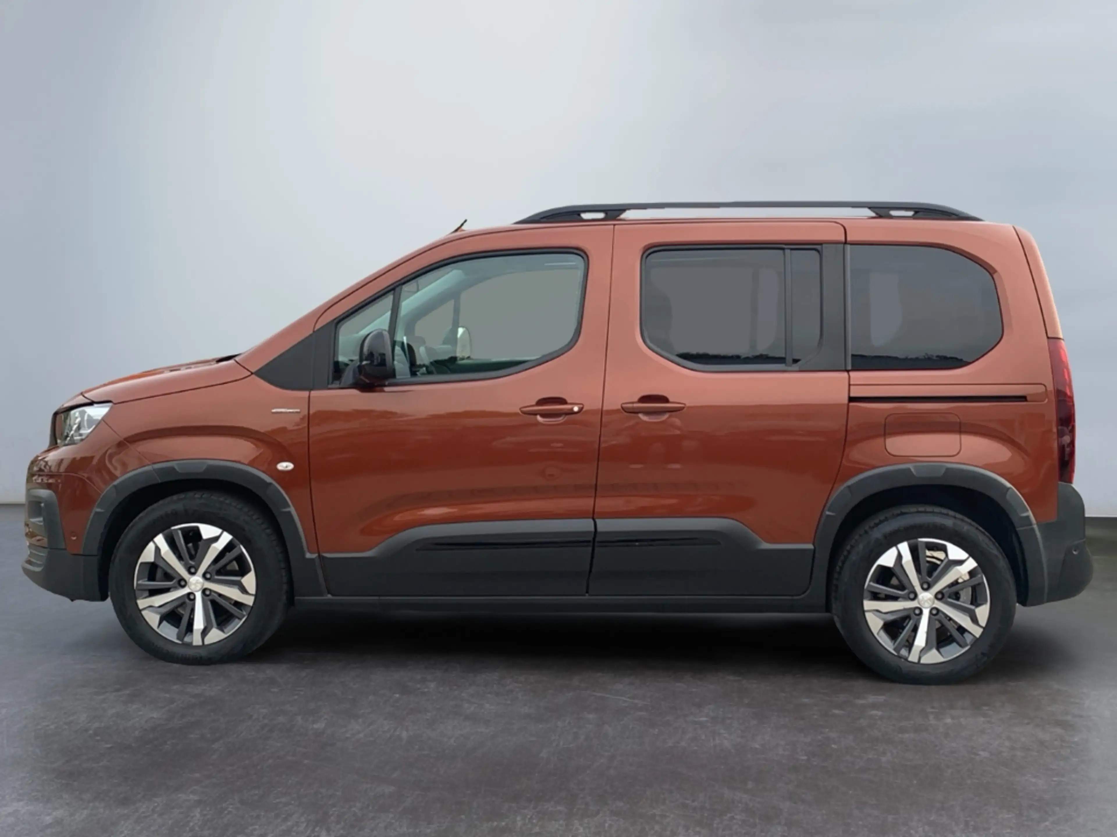 Peugeot Rifter L1 1.5 HDI GT-Line EAT8 *Pano*AHK*Navi*CAM* — photo 5