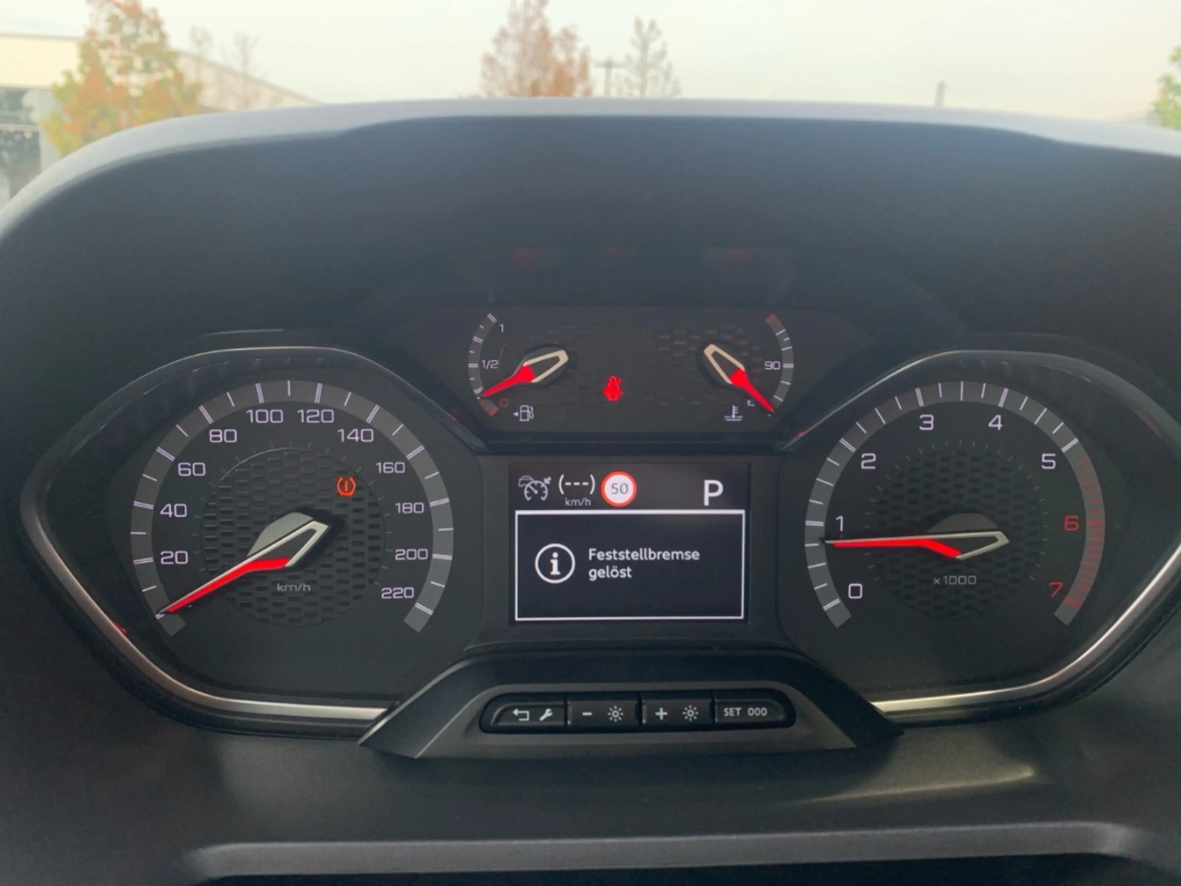 Peugeot Rifter L1 1.5 HDI GT-Line EAT8 *Pano*AHK*Navi*CAM* — photo 13