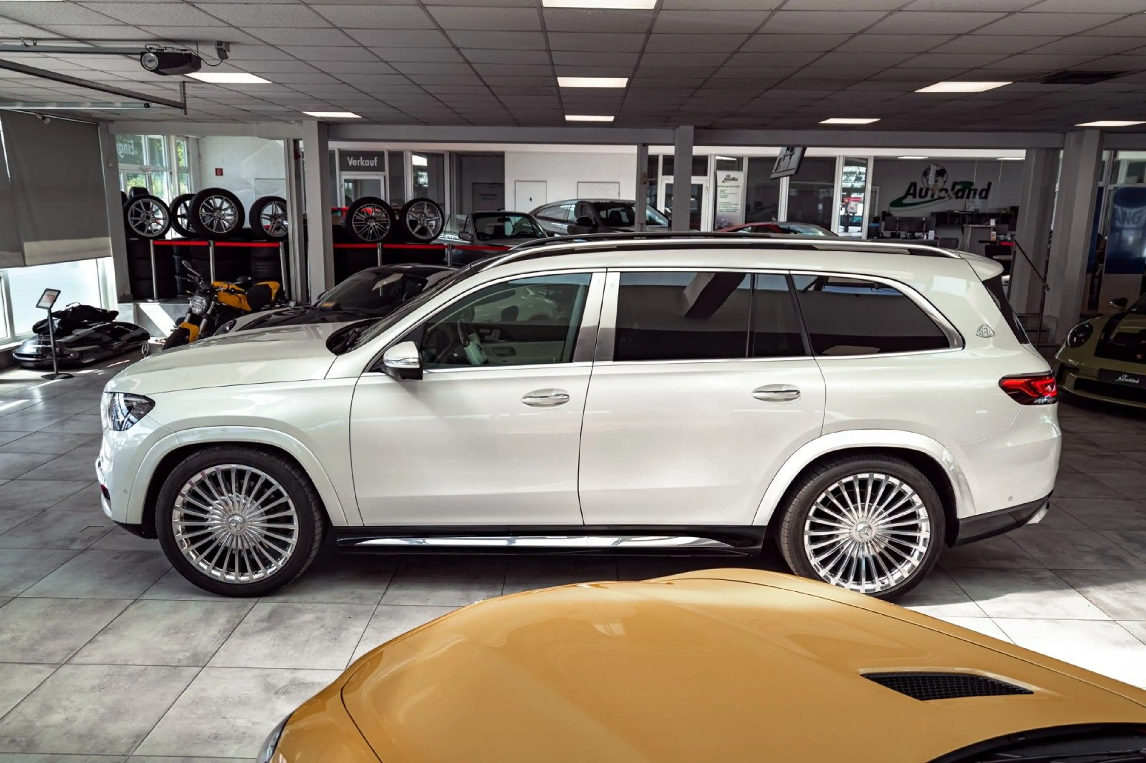 Mercedes-Benz GLS 600 GLS600 Maybach*Manufaktur Exklusiv L*White/White — photo 4