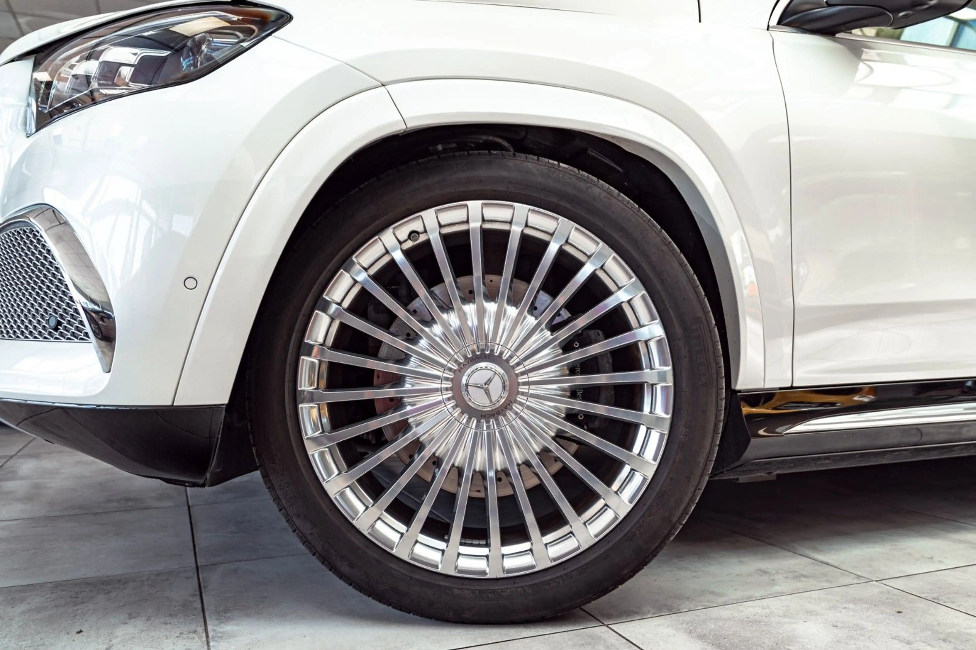 Mercedes-Benz GLS 600 GLS600 Maybach*Manufaktur Exklusiv L*White/White — photo 10