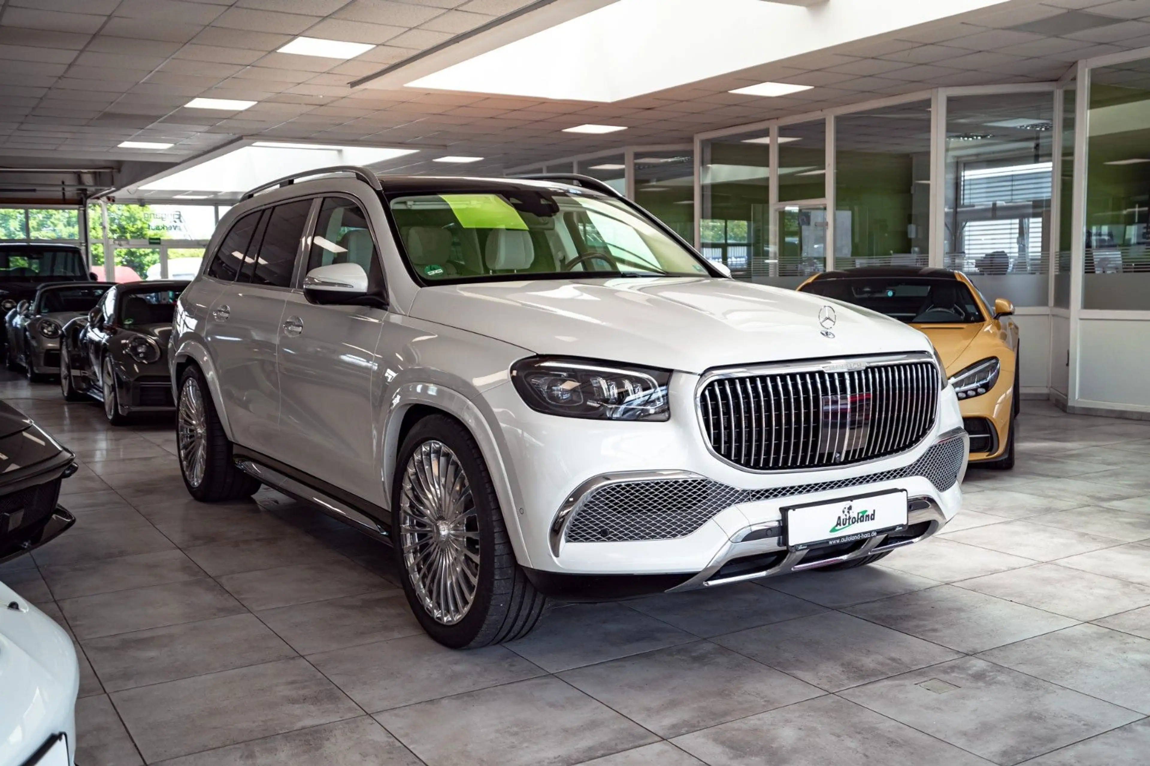 Mercedes-Benz GLS 600 GLS600 Maybach*Manufaktur Exklusiv L*White/White — photo 3