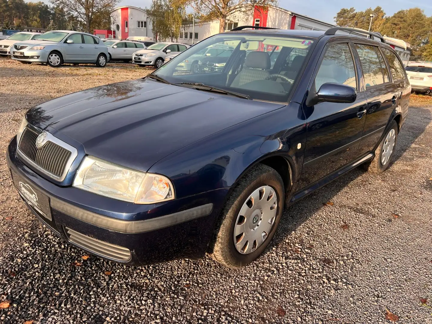 Skoda Octavia Combi 1.6 Ambiente Tüv 12/2025 Bleu - 1
