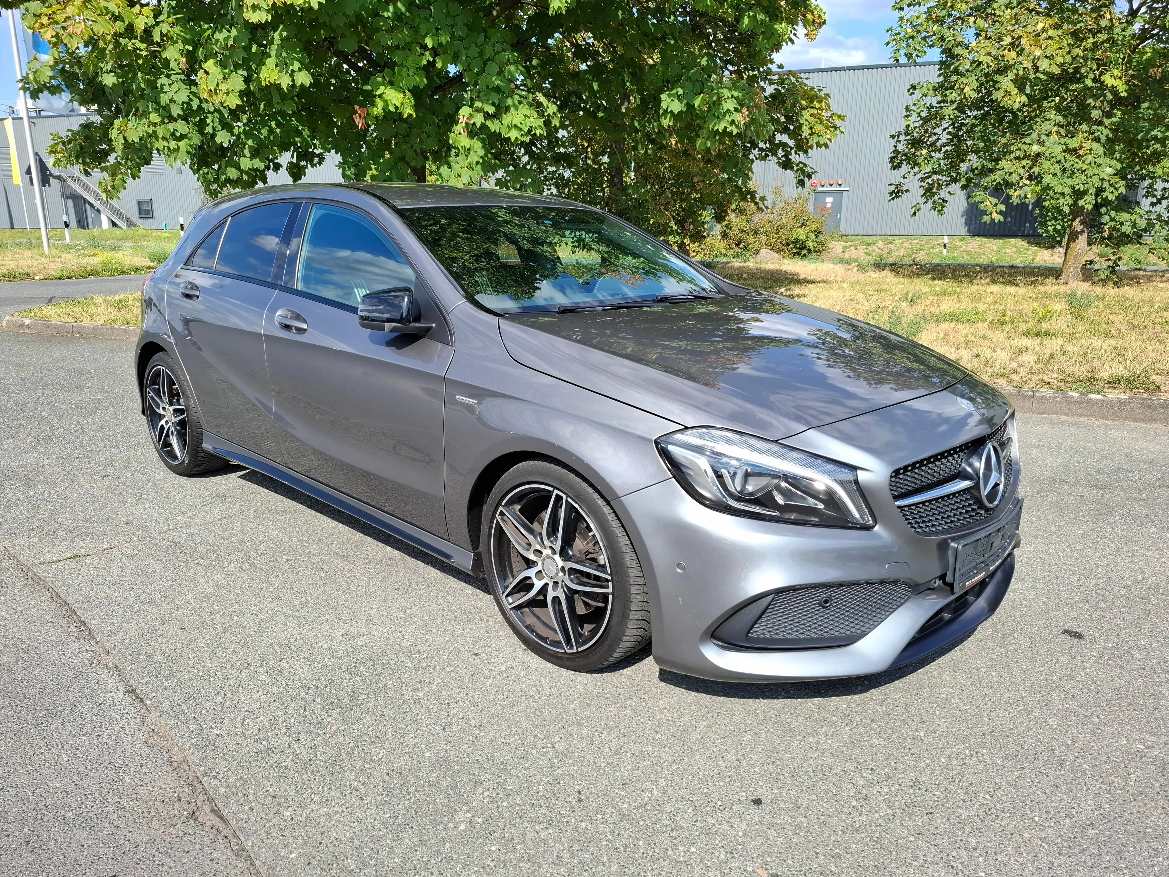 Mercedes-Benz A 220 A220 CDI 4Matic AMG-Line*LED*NAVI*Alcantara*Kamera* — photo 3