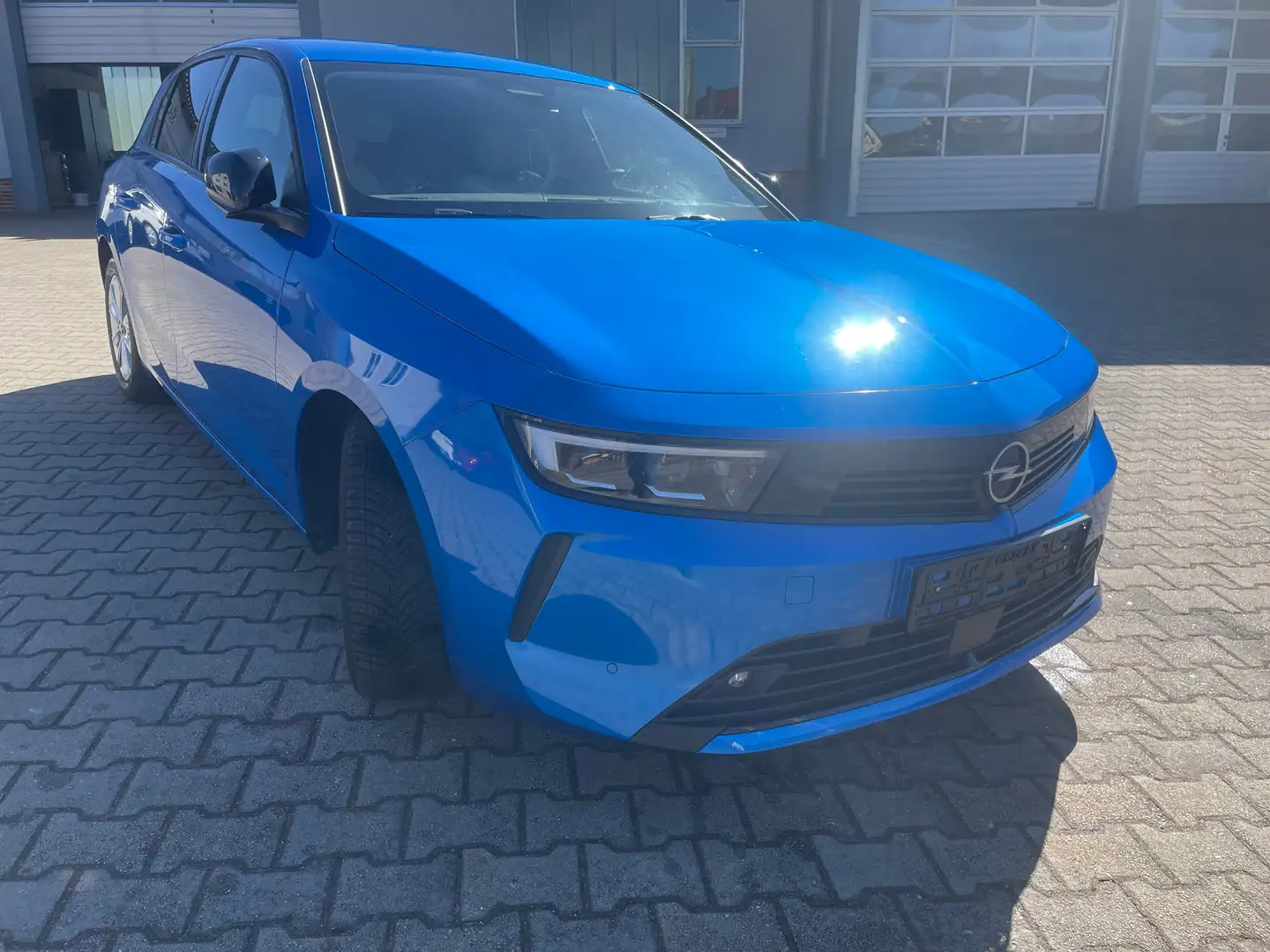 Opel Astra L 1.2T Automatik RFK 180° NAVI Cruise Control Blau - 1