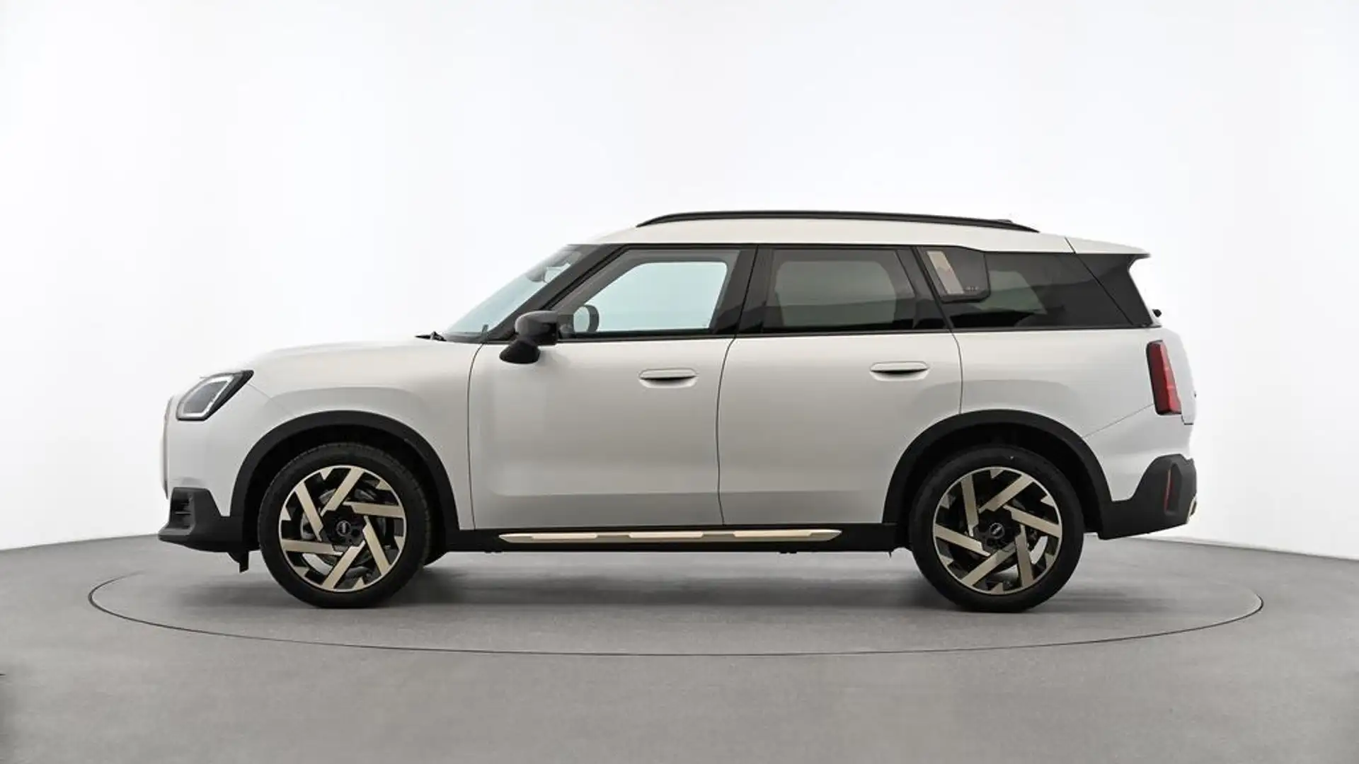 MINI Countryman S All4 Favoured Trim Weiß - 2
