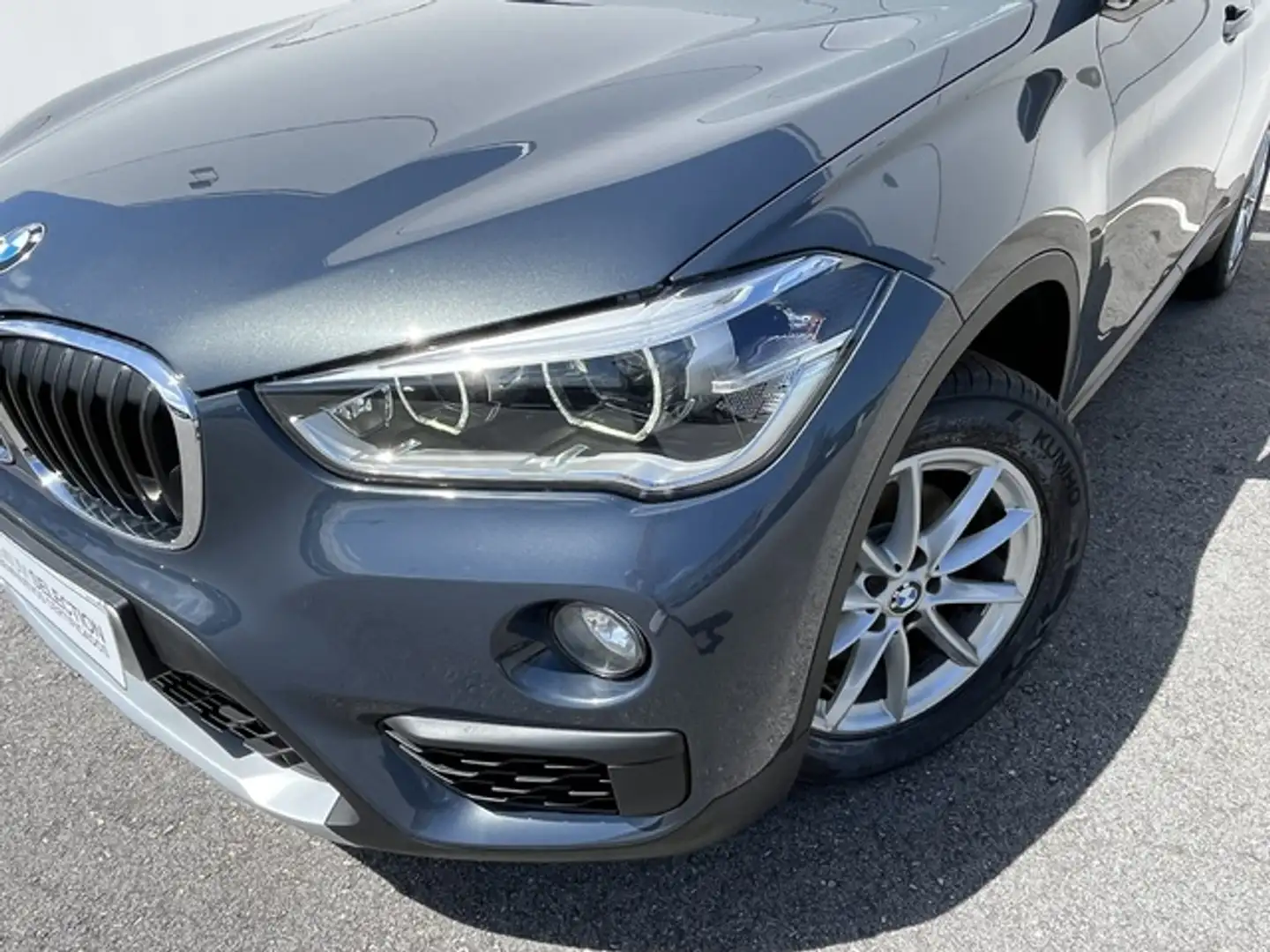 BMW X1 sDrive 18d Gris - 2