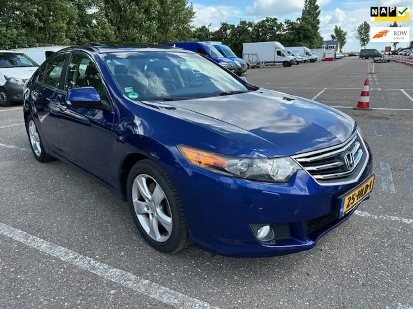 Honda Accord 2.4i Executive 4deurs Blauw - 1