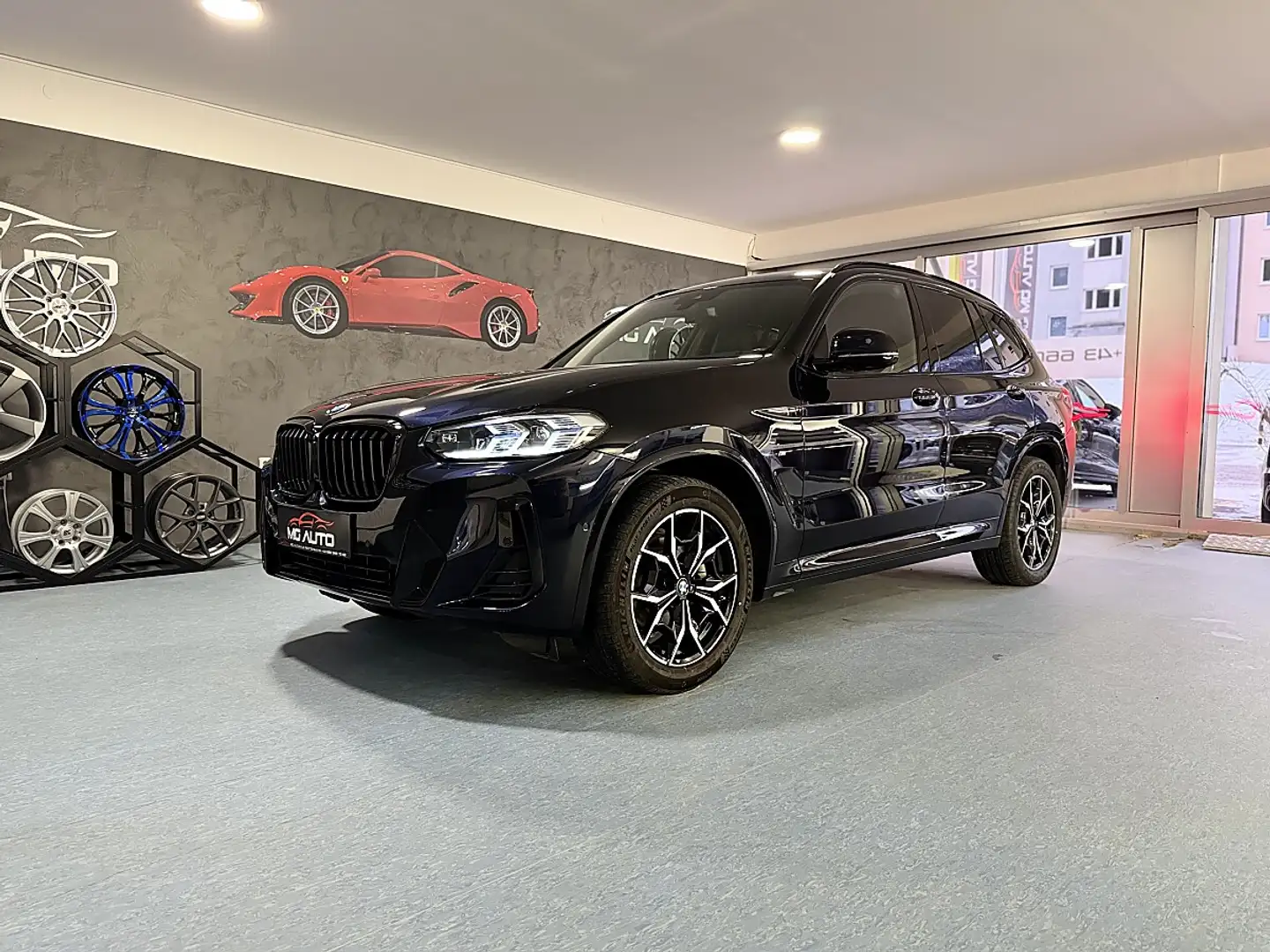 BMW X3 xDrive 20d *CARBON*AHK*HEAD-UP*LHZ*STANDHEIZUNG Schwarz - 1