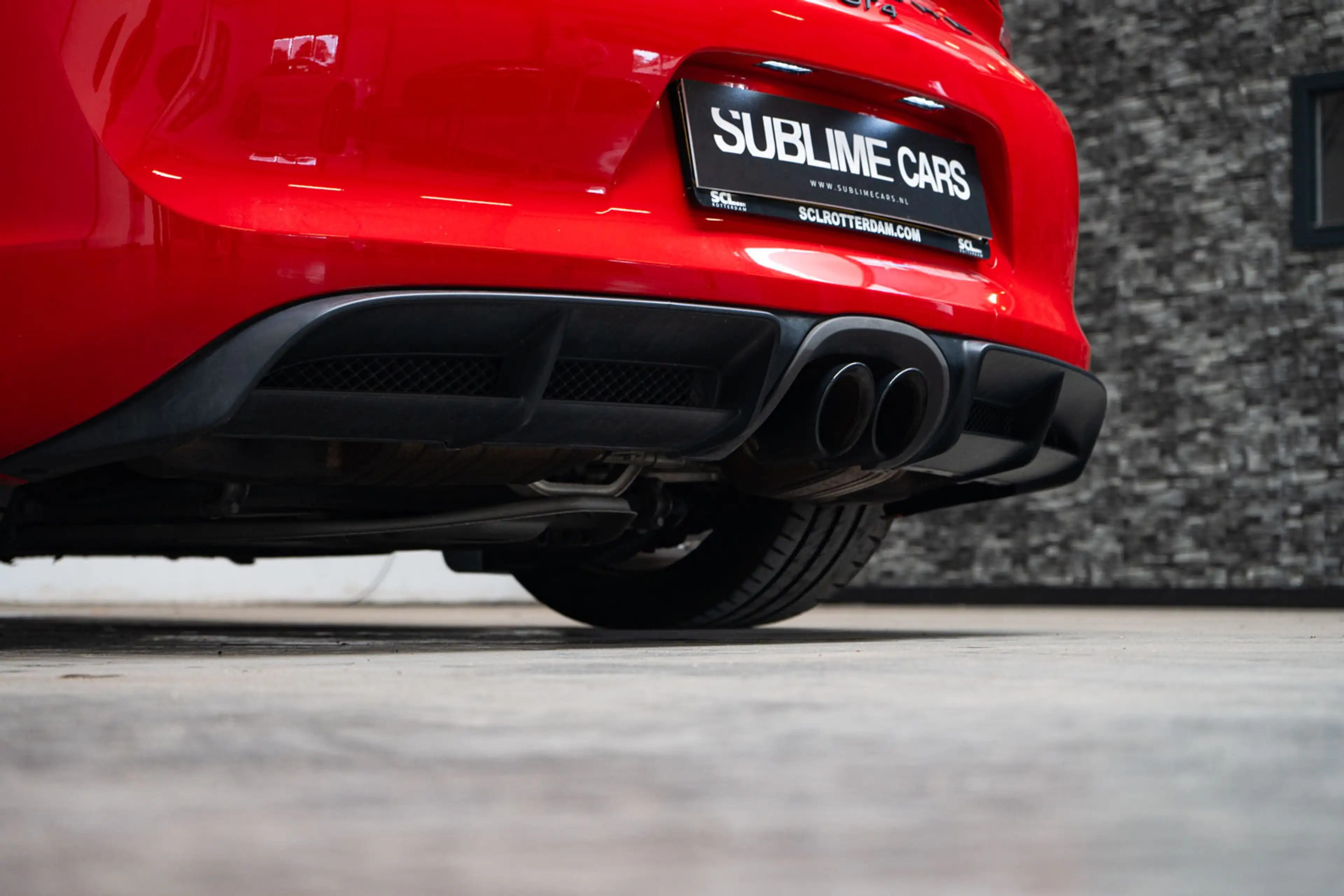 Porsche Cayman GT4 | 3.8 Handgeschakeld | Carmine Red | Carbon In — photo 8
