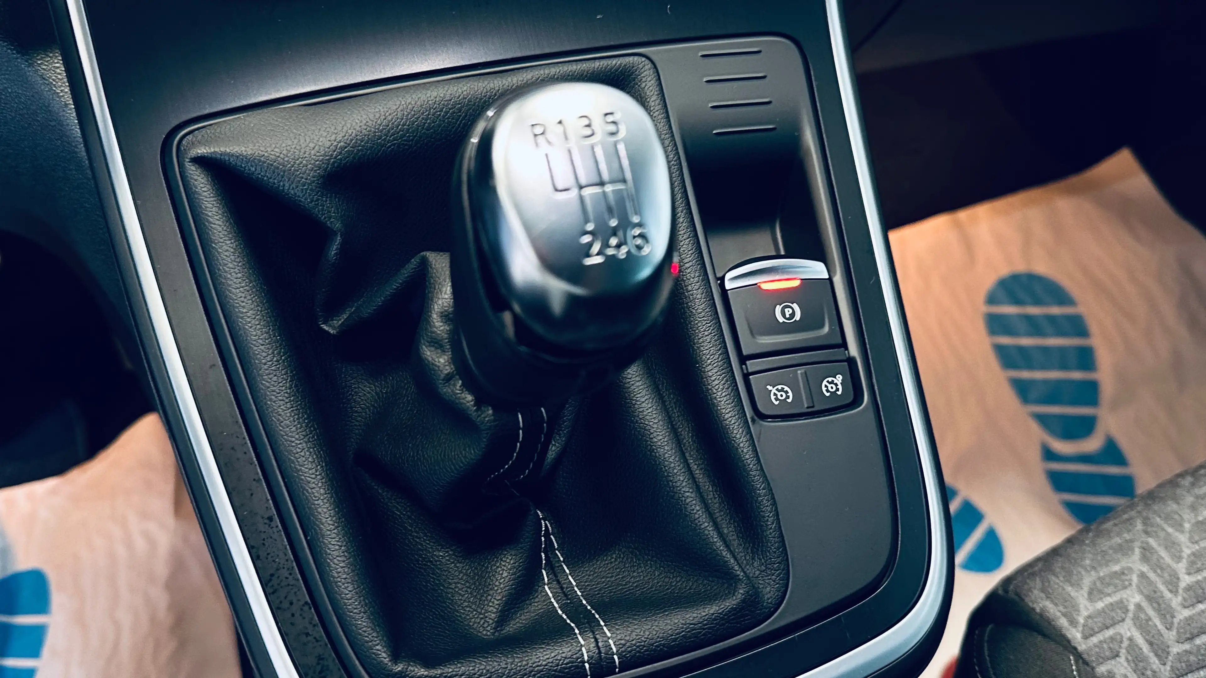Renault Scenic 1.33 TCe Limited CAMERA PDC NAVI BLUETOOTH LIM CLIM BIZONE — photo 15