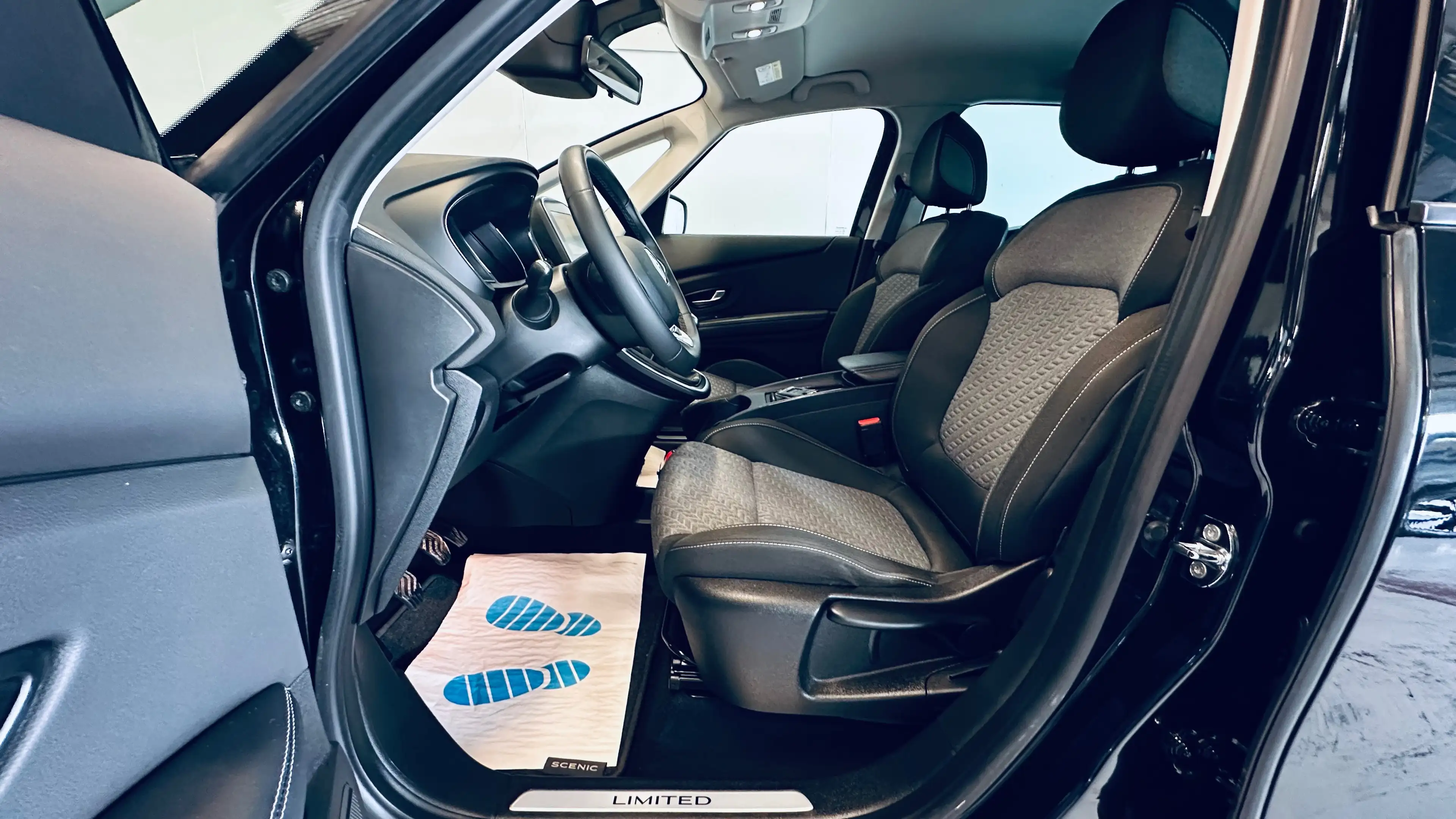Renault Scenic 1.33 TCe Limited CAMERA PDC NAVI BLUETOOTH LIM CLIM BIZONE — photo 8