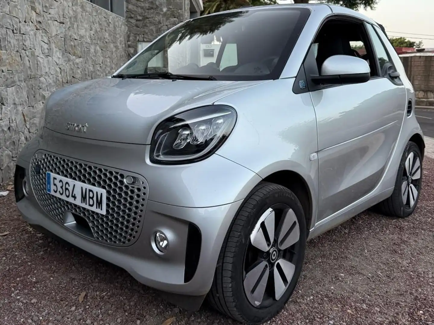 smart forTwo Fortwo Cabrio EQ Passion Passion Plateado - 1