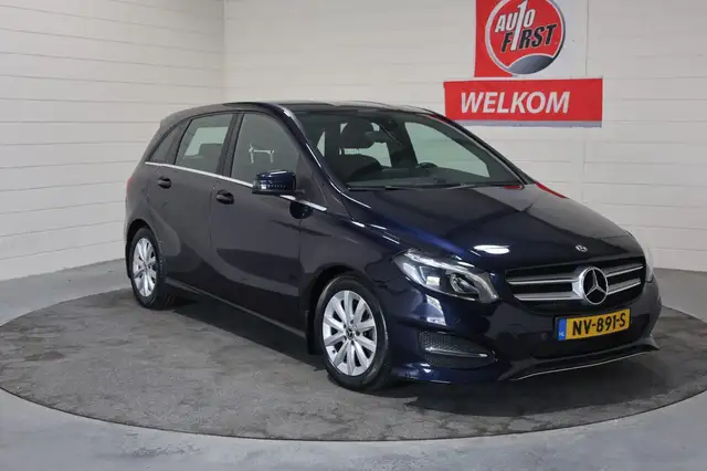 Mercedes-Benz B-Class view 3