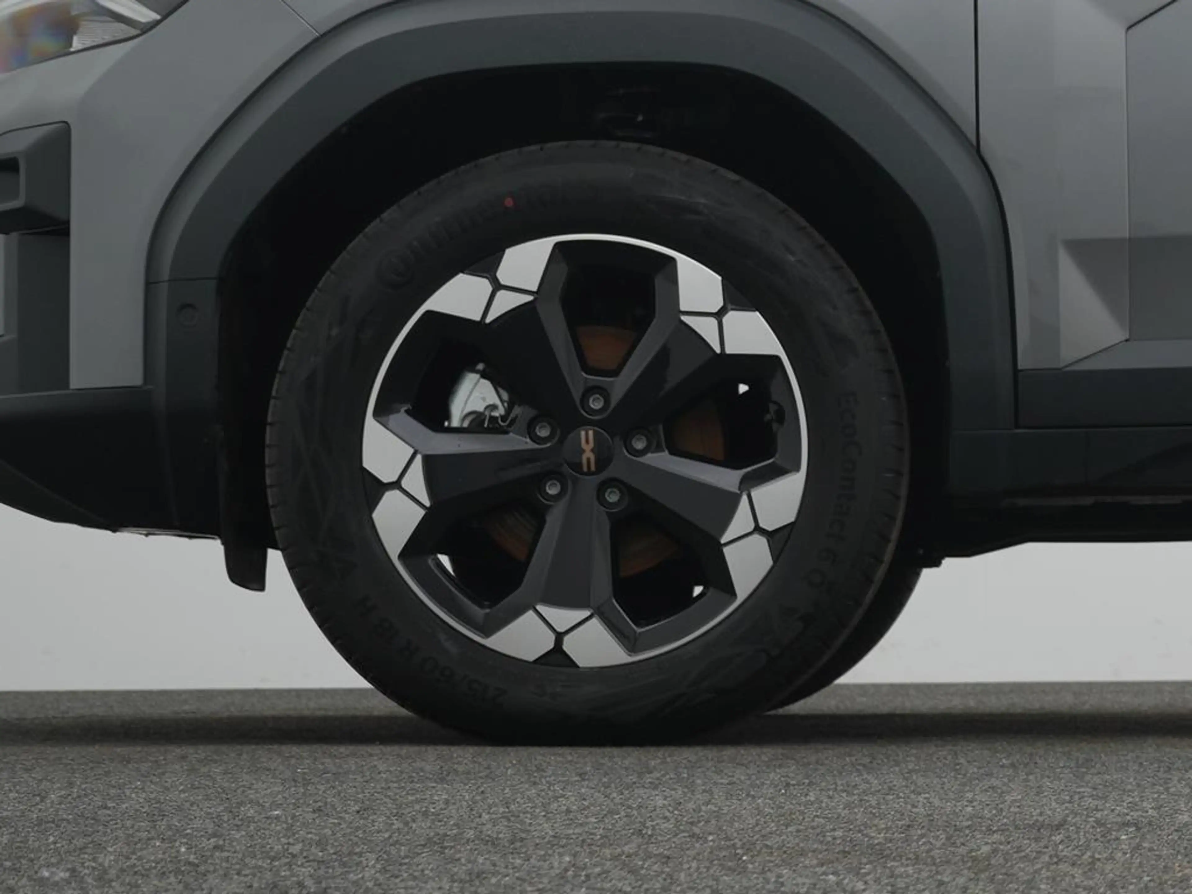 Dacia Bigster Extreme Mild Hybrid 140 — photo 10