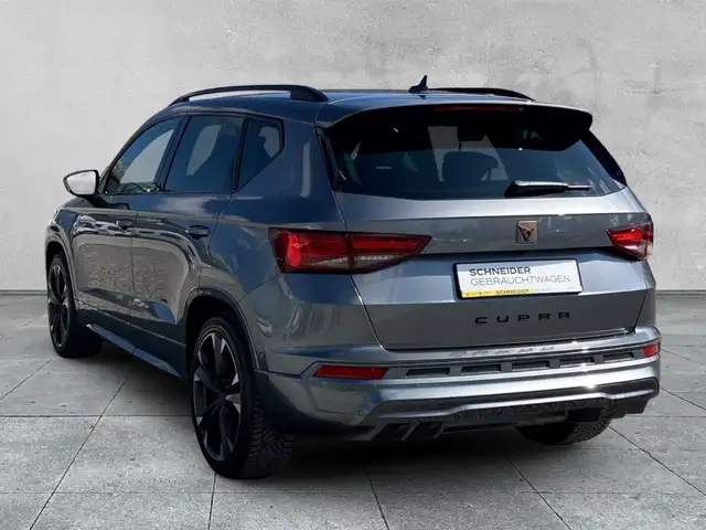 Cupra Ateca view 3