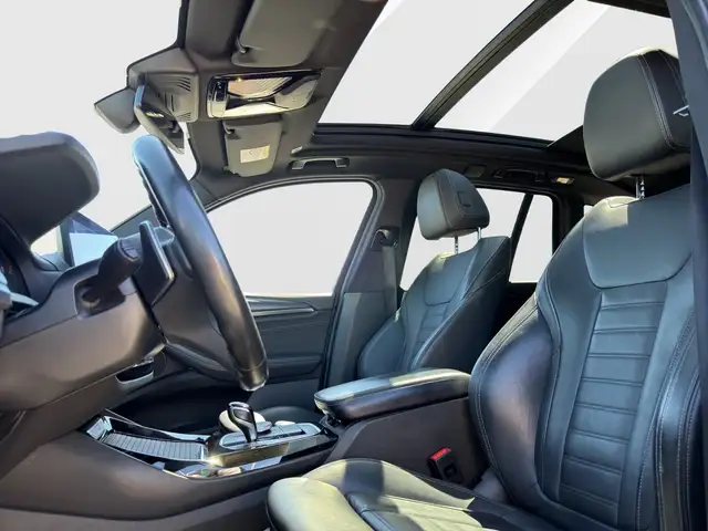 BMW X3 view 13