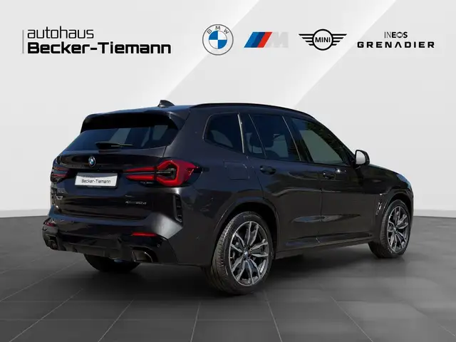 BMW X3 view 6