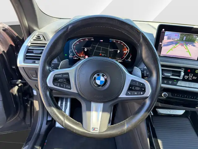 BMW X3 view 9