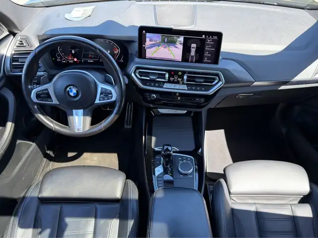 BMW X3 view 8