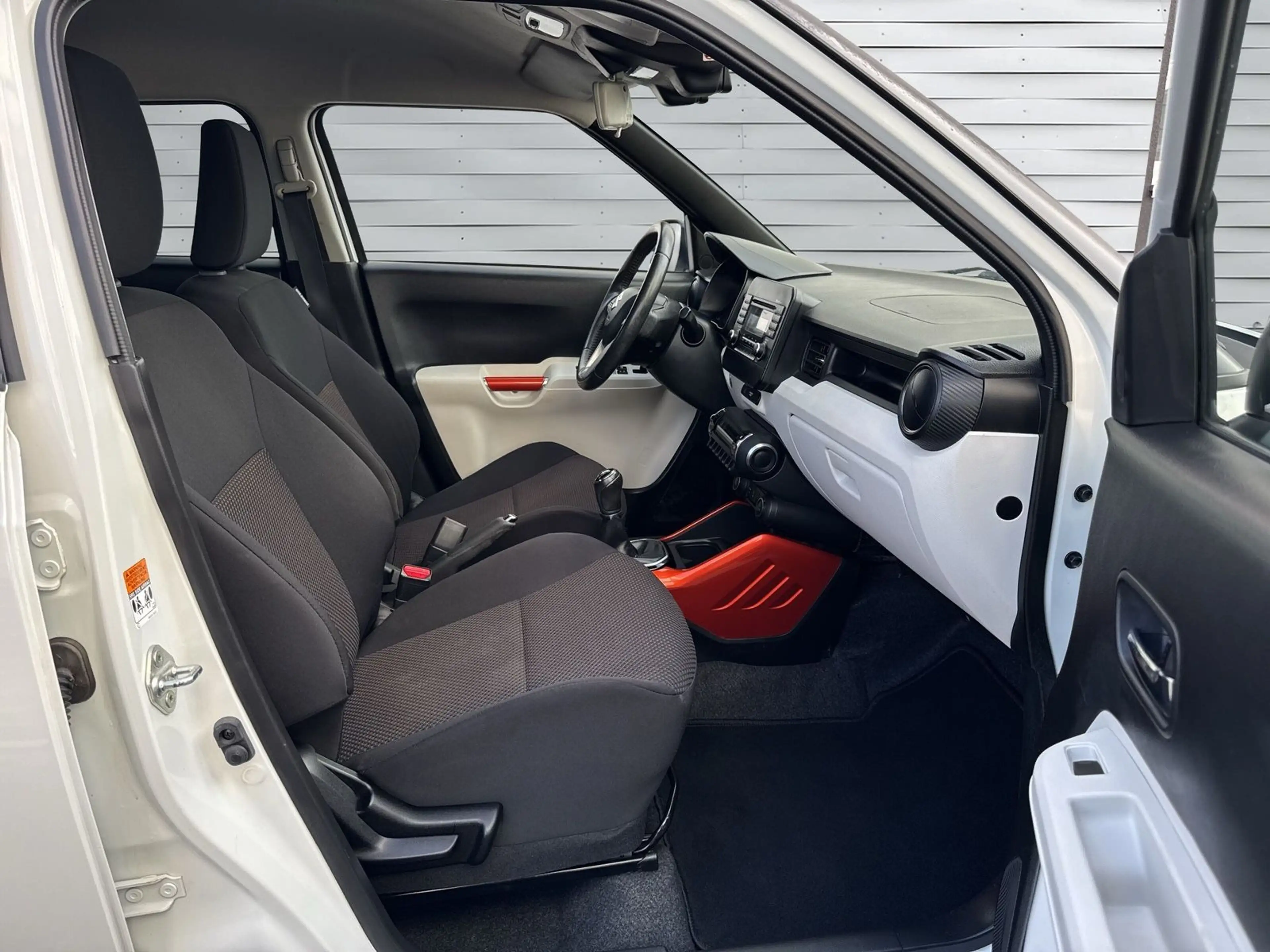 Suzuki Ignis Comfort+ 1.HAND TÜV,KLIMA,SHZ,LED,TEMPOMAT — photo 12