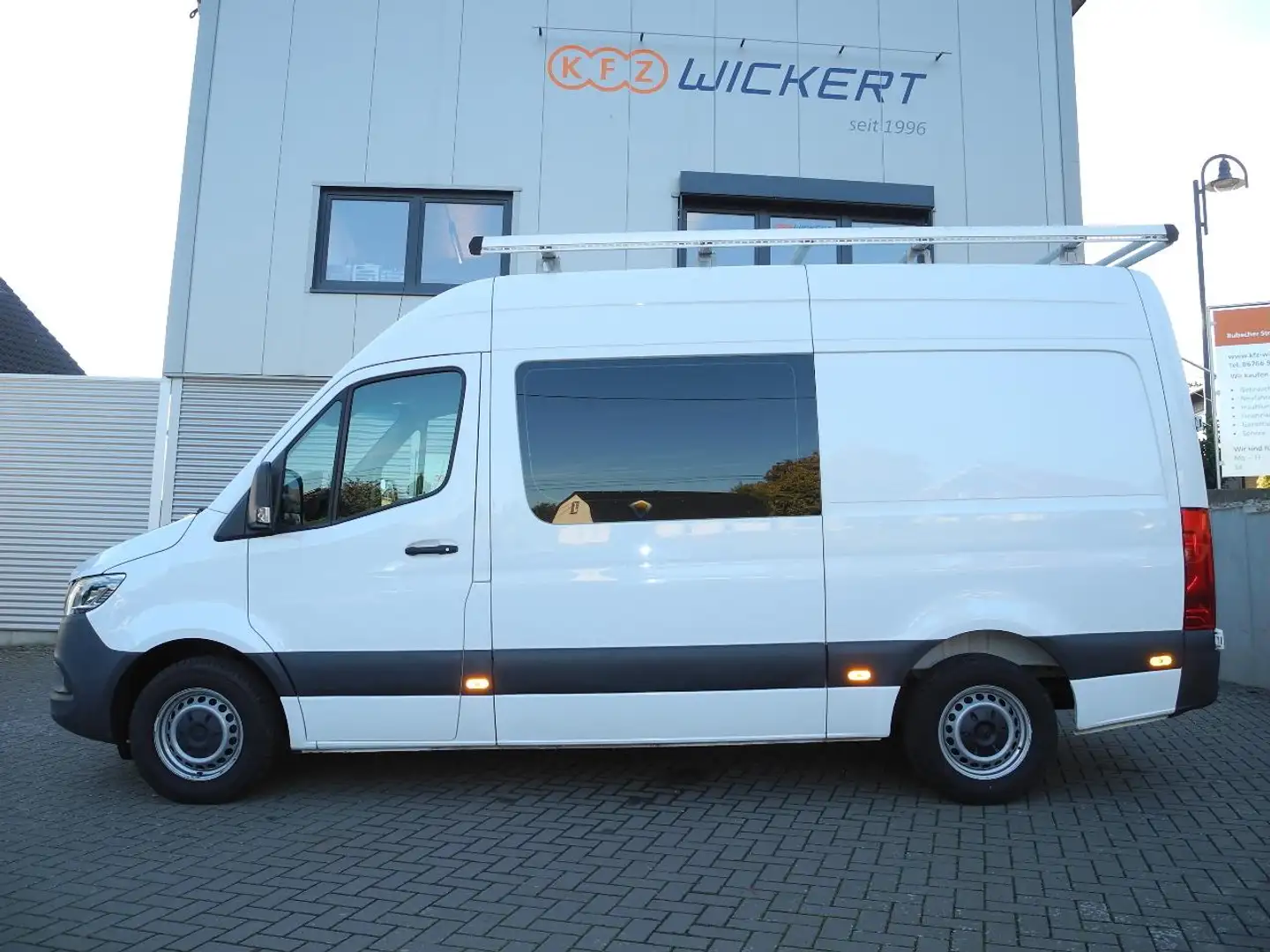 Mercedes-Benz Sprinter 319 CDI*5 Sitze*LED*AHK*Sortimo*Standh* Weiß - 2