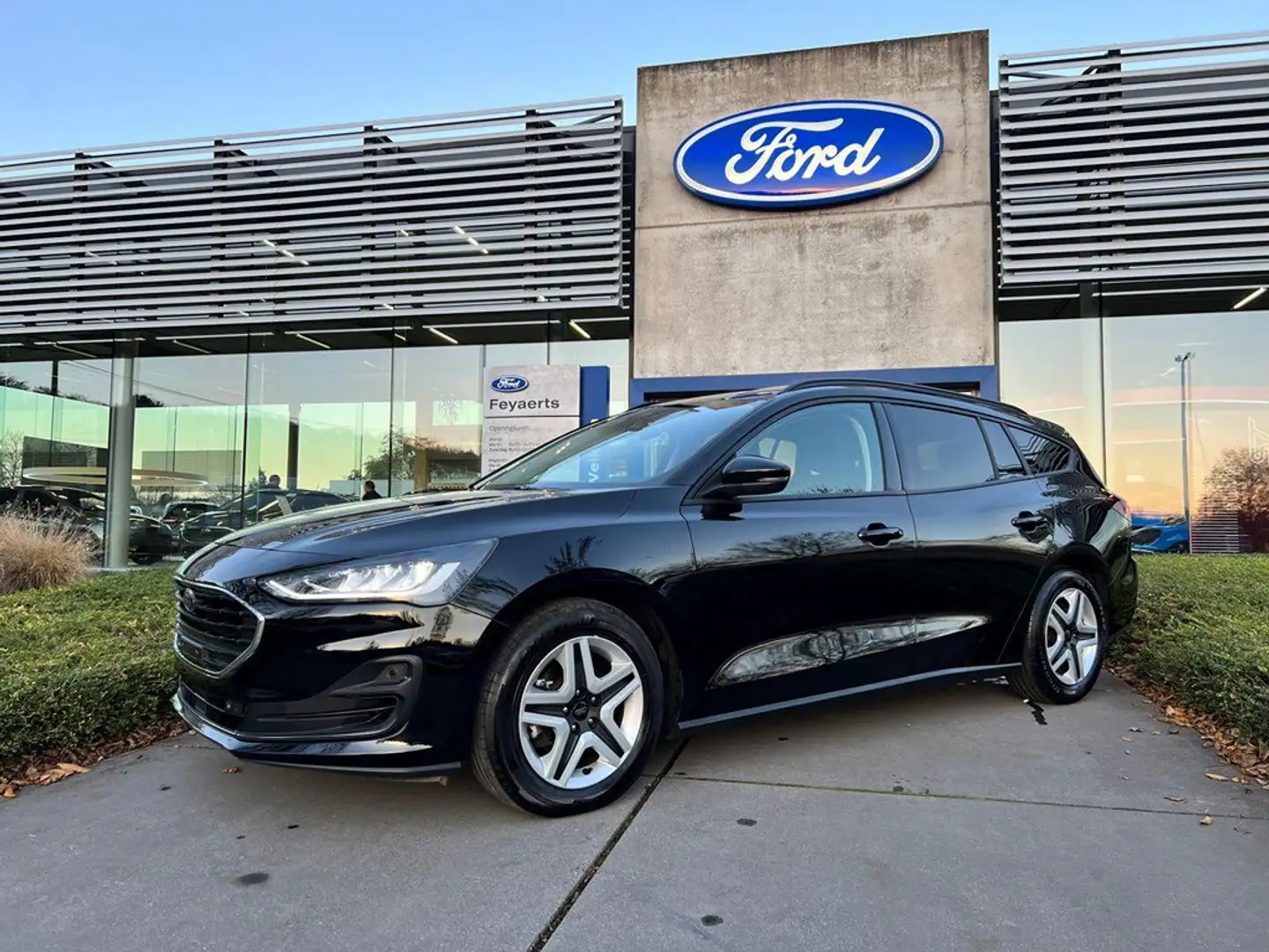 Ford Focus CONNECTED CLIPPER 1.0 ECOBOOST 125PK - 1