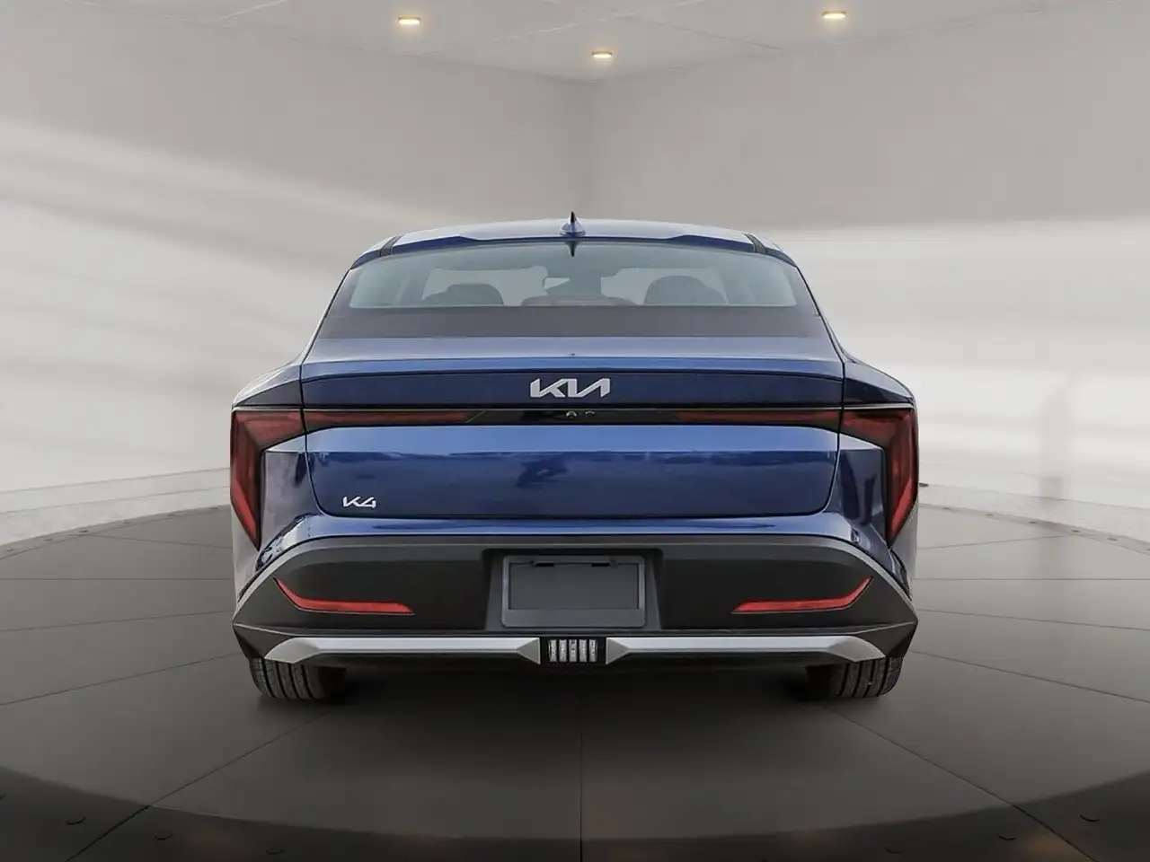 Kia K4 снимка Kia K4