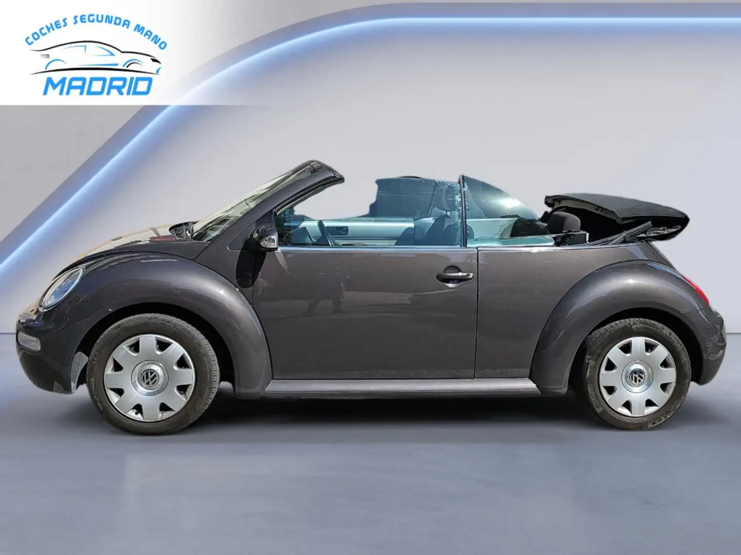 Volkswagen Beetle New 1.6 Gris - 2