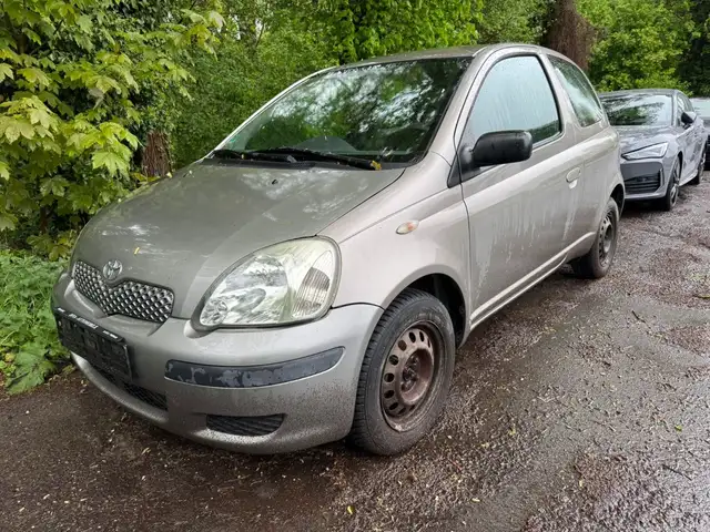 Toyota Yaris 1.0 Sol