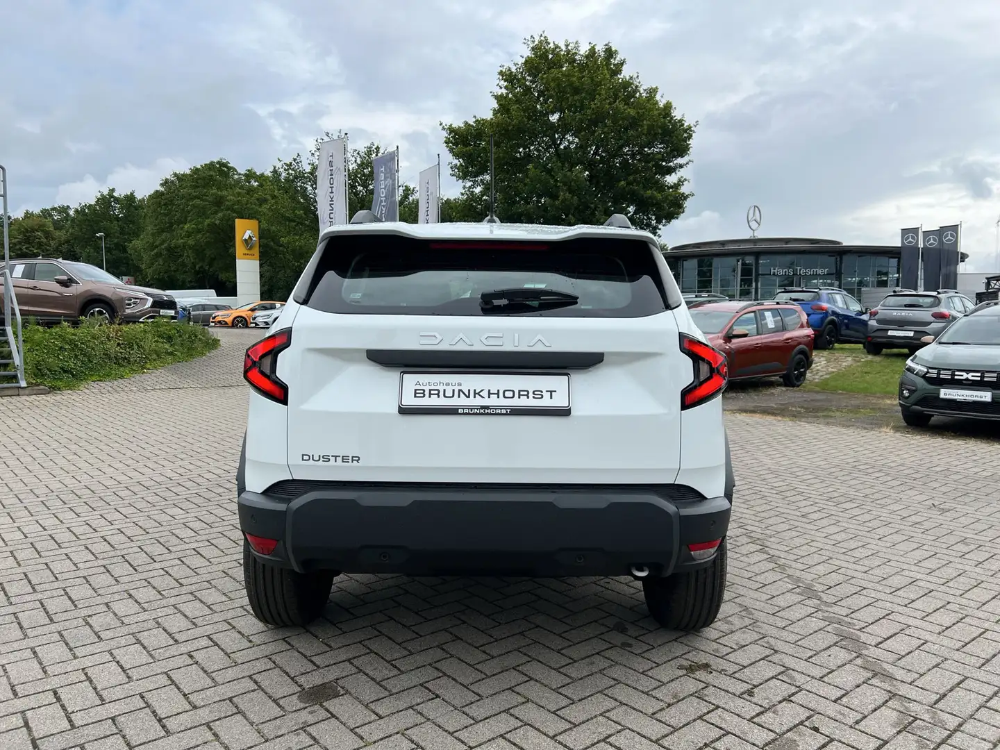 Dacia Duster TCe 100 LPG Essential Klima+PDC+DAB Blanc - 2