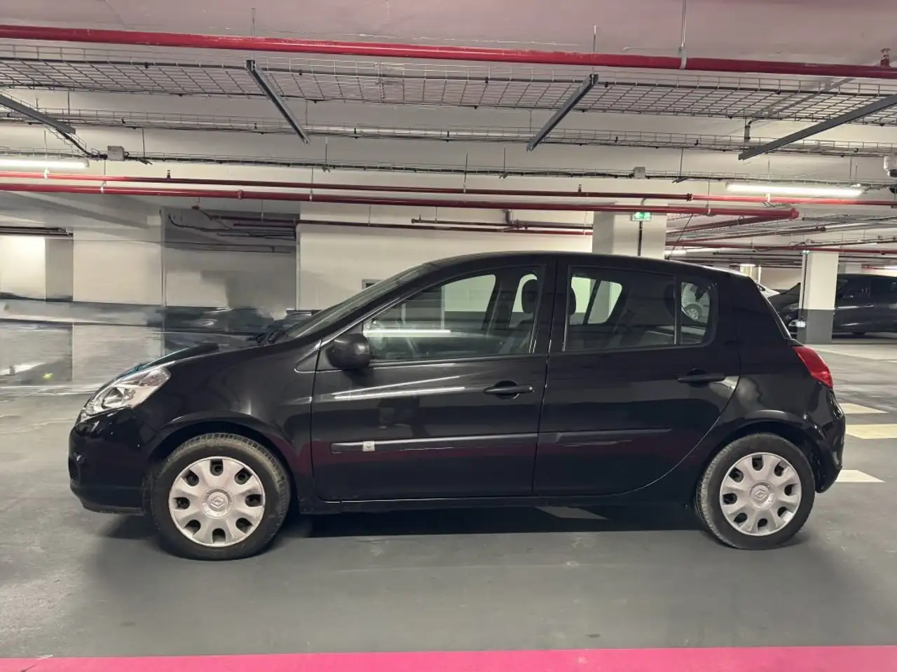Renault Clio Citadine 5 portes — photo 4