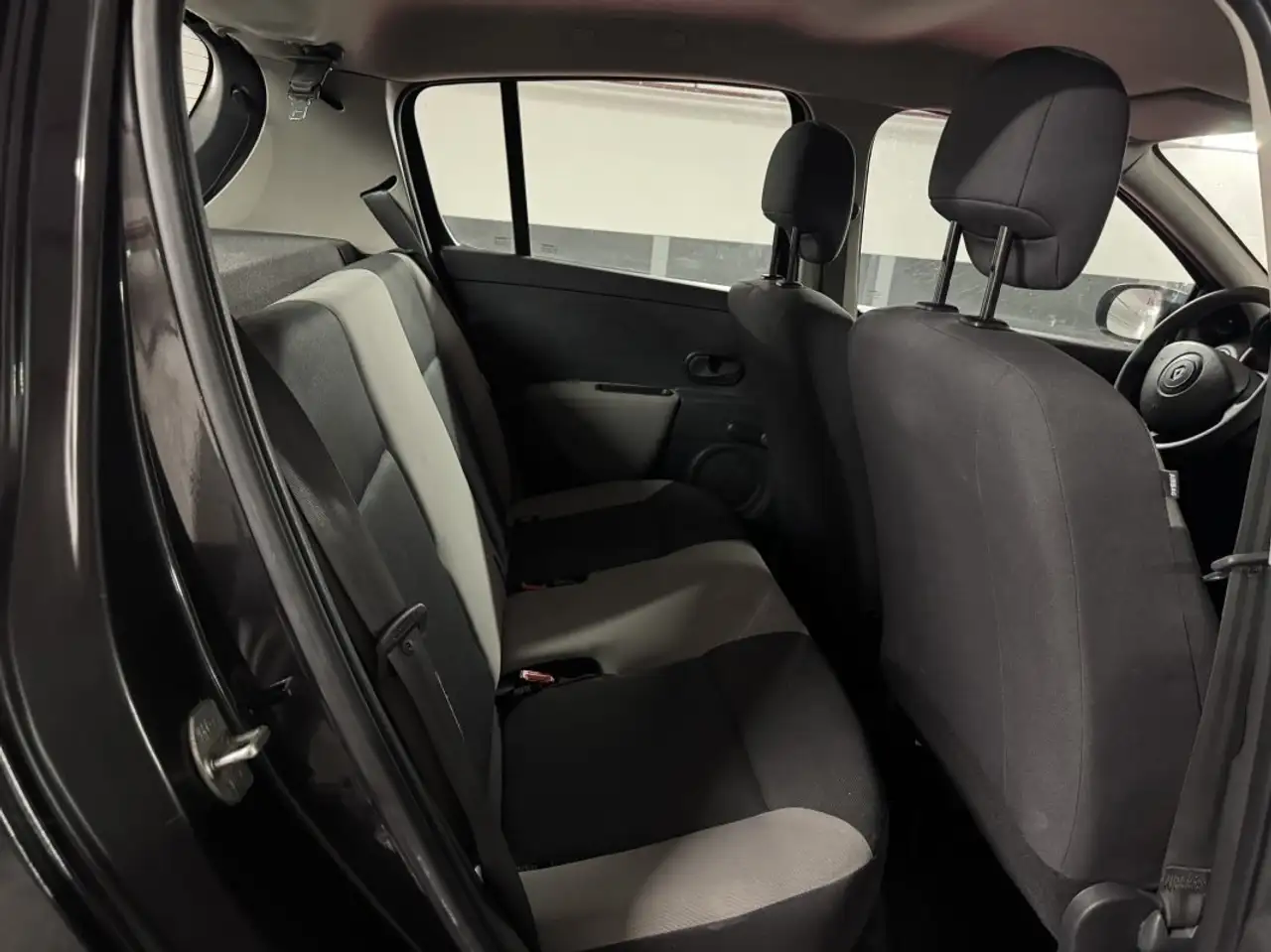 Renault Clio Citadine 5 portes — photo 10