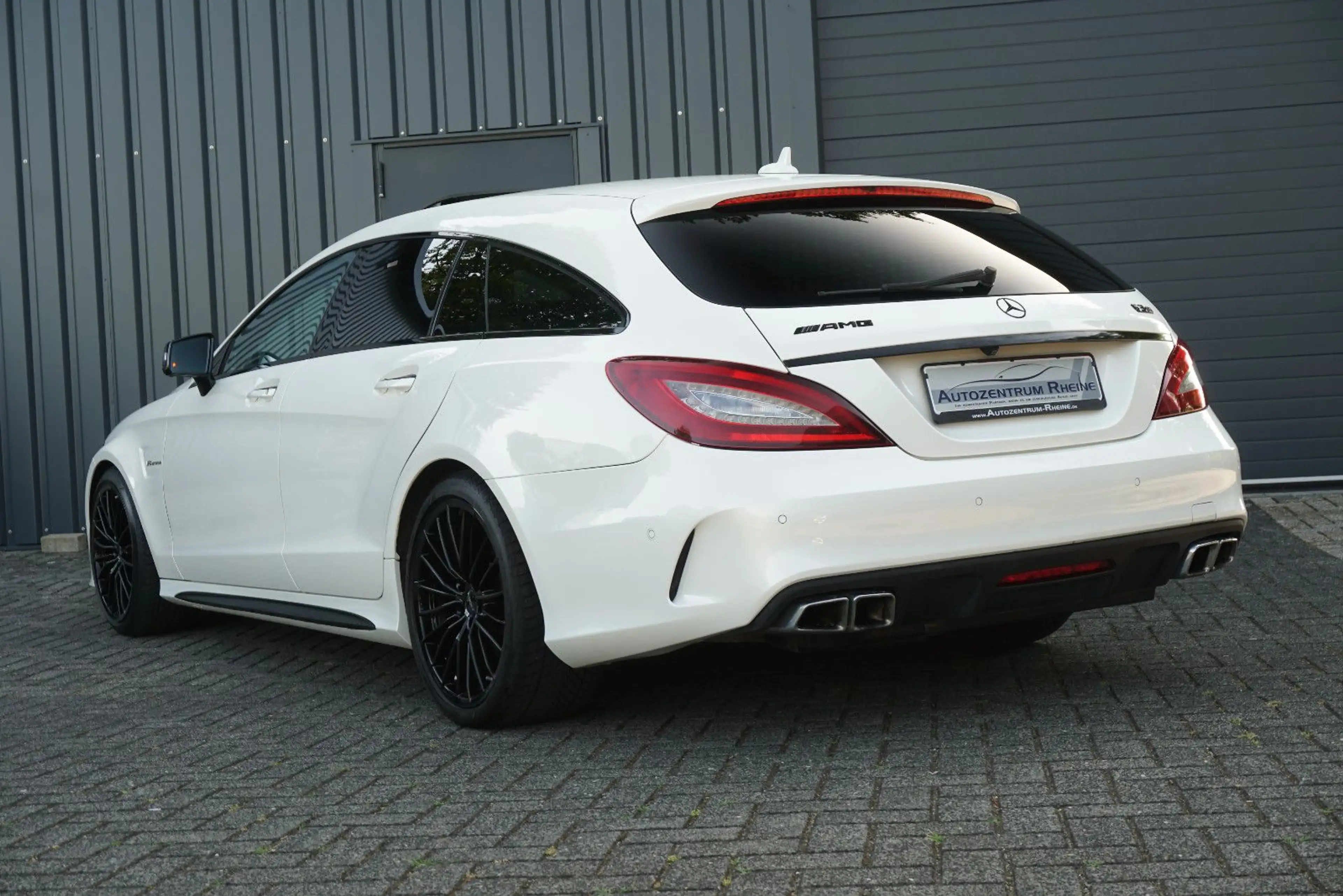 Mercedes-Benz CLS 63 AMG CLS 63 AMG 4M SB 389,-Mtl. Keyl. 360° Distr+ H&K — photo 5